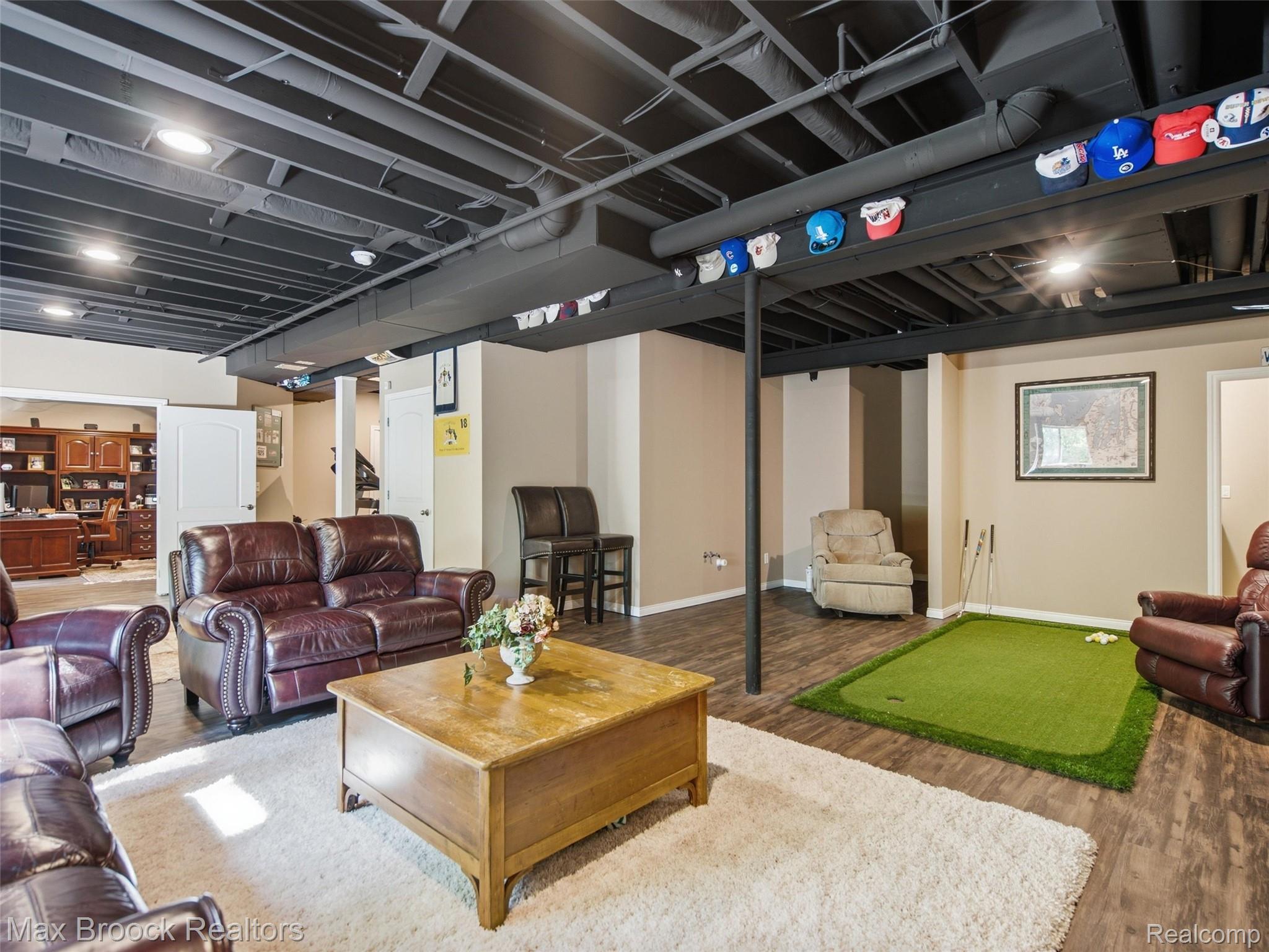 583 Birchcrest Court Property Photo 49