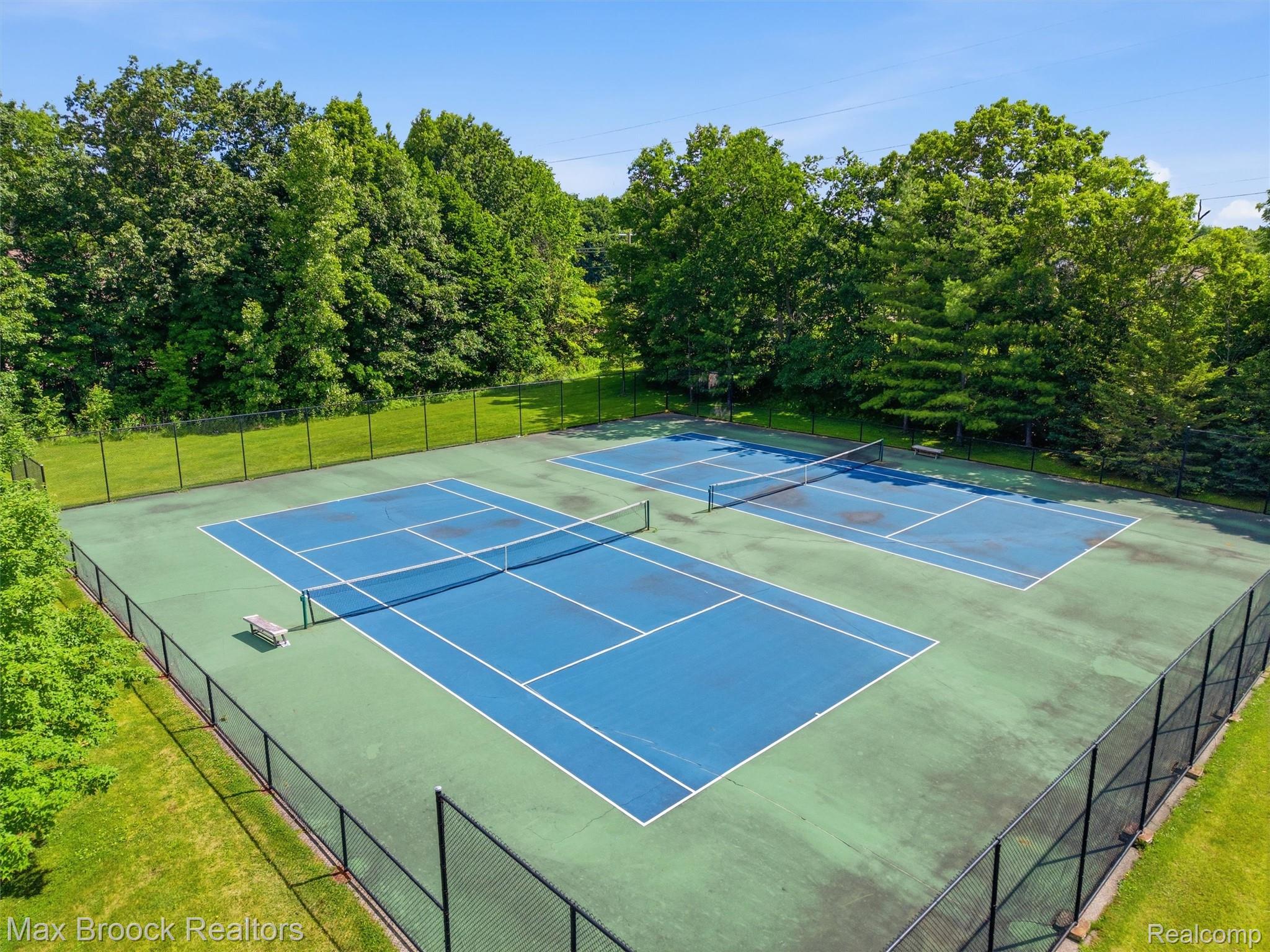 583 Birchcrest Court Property Photo 89