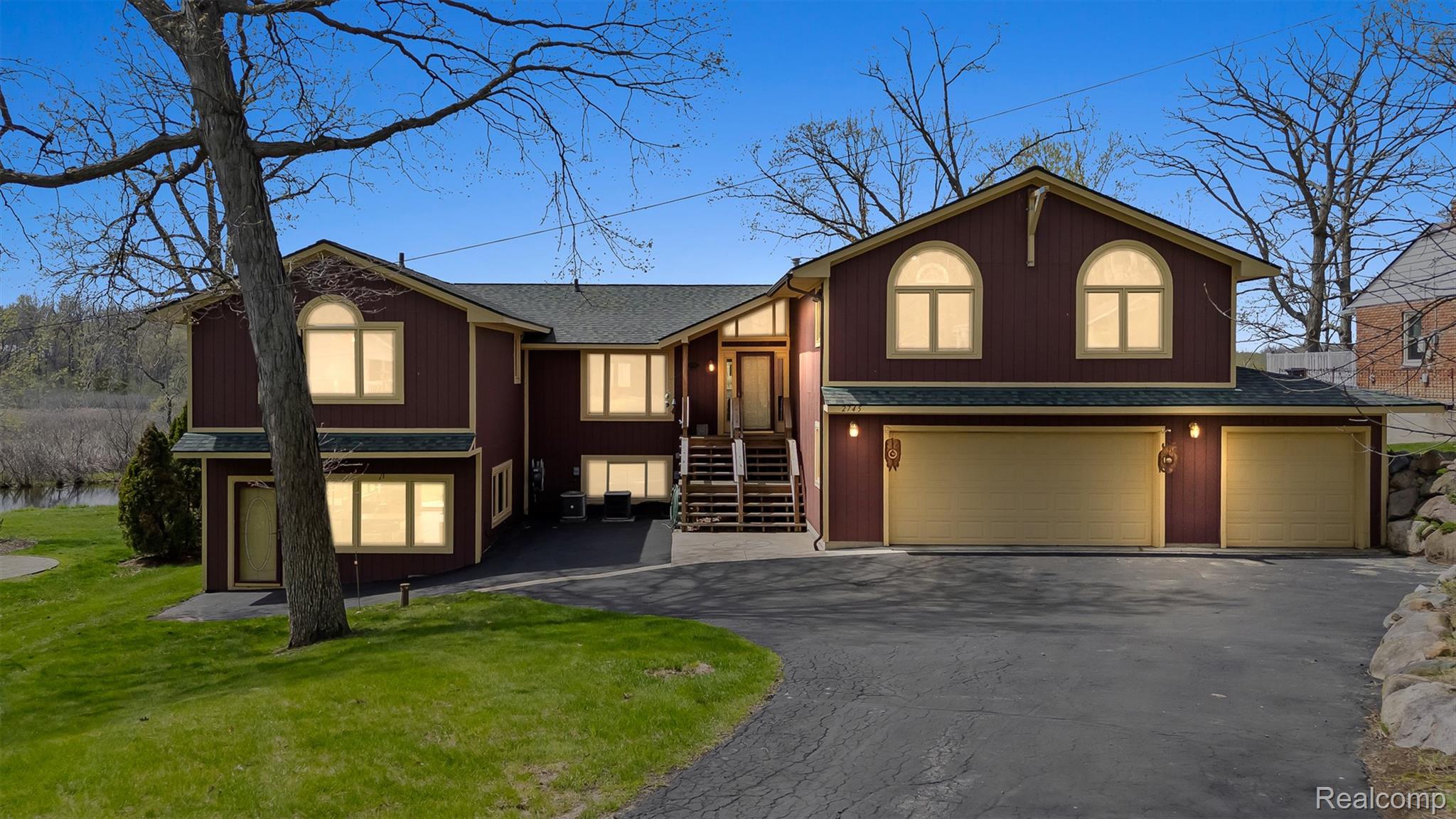 2745 Lari Court Property Photo 1