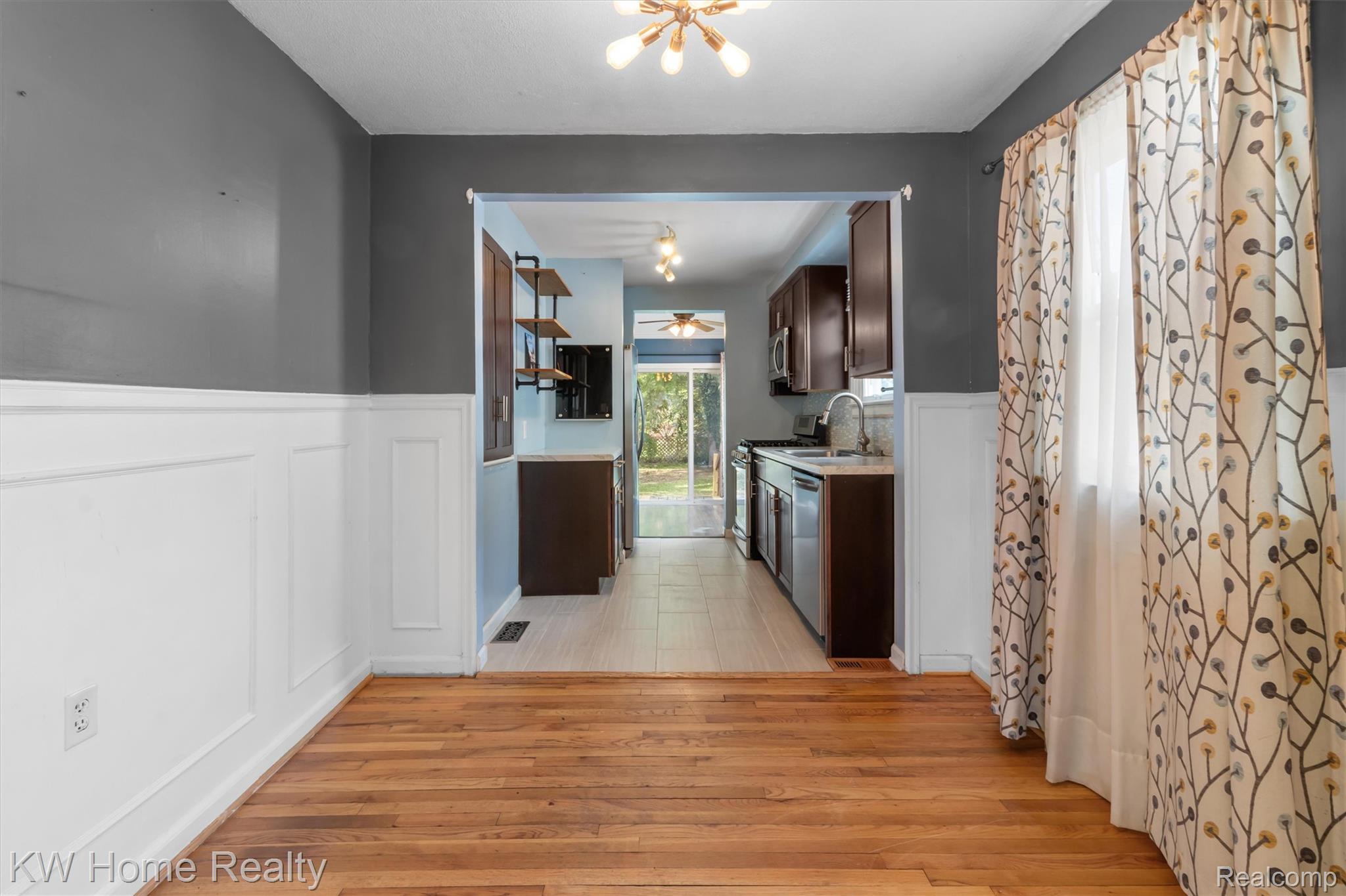 3616 Williams Street Property Photo 7
