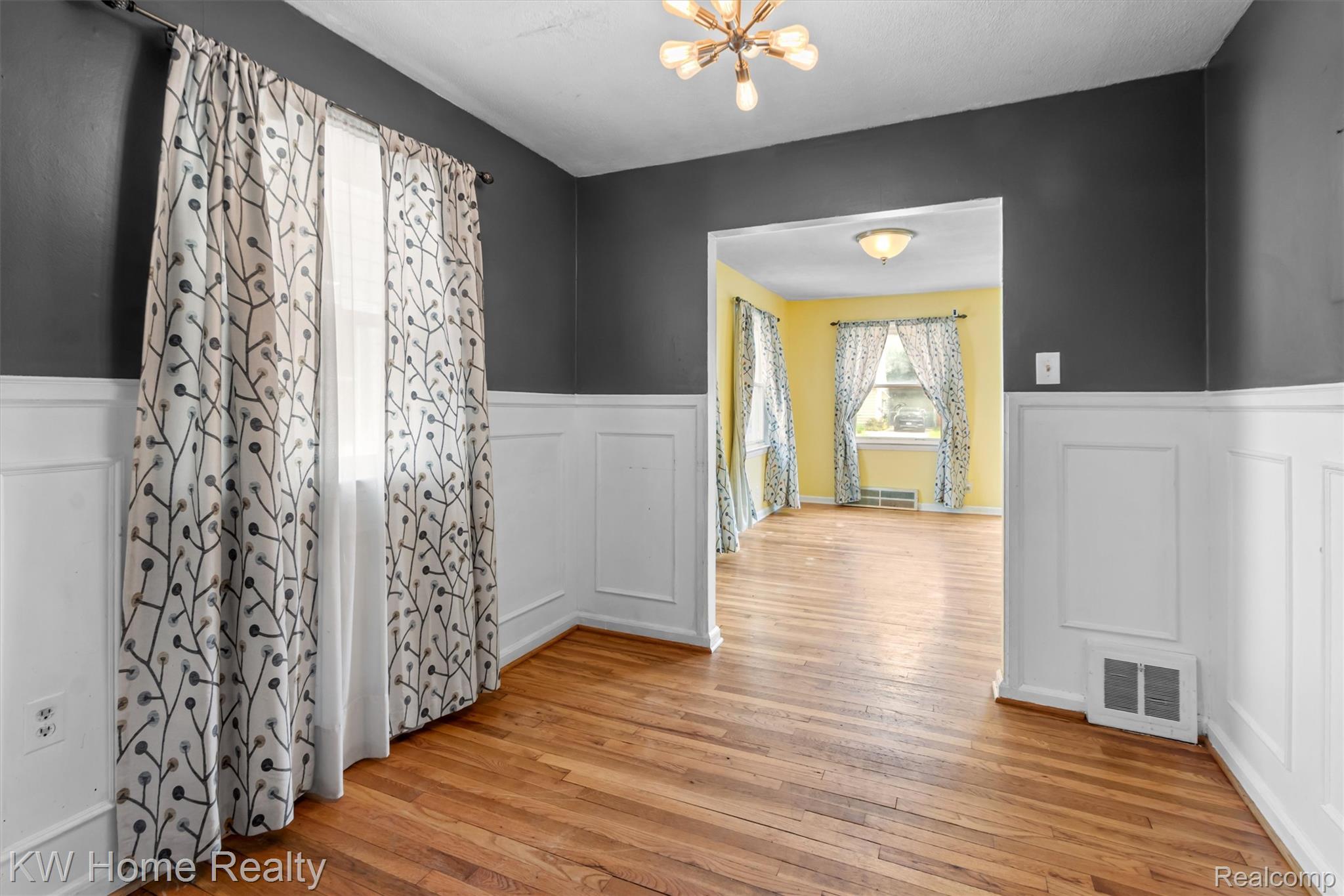 3616 Williams Street Property Photo 8