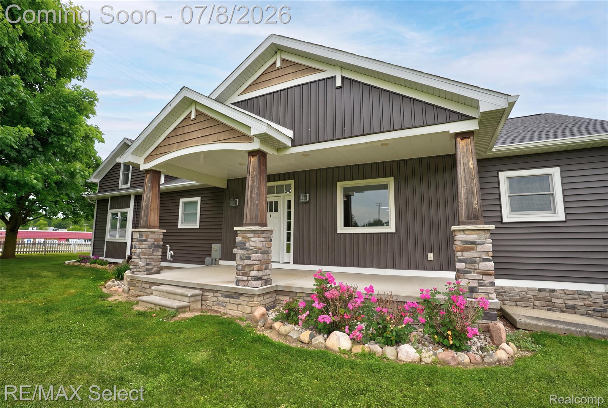 11025 Davison Road Property Photo 5