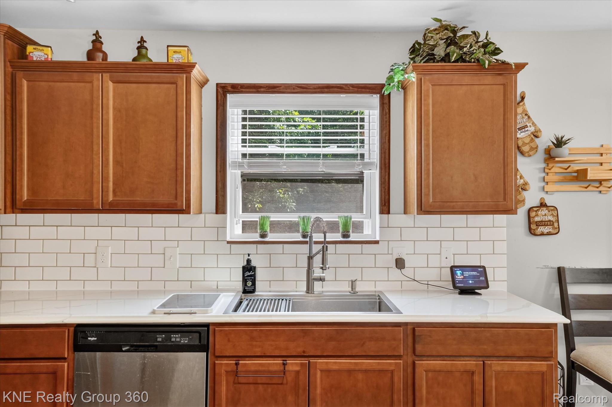 7067 Glenmeadow Court Property Photo 22