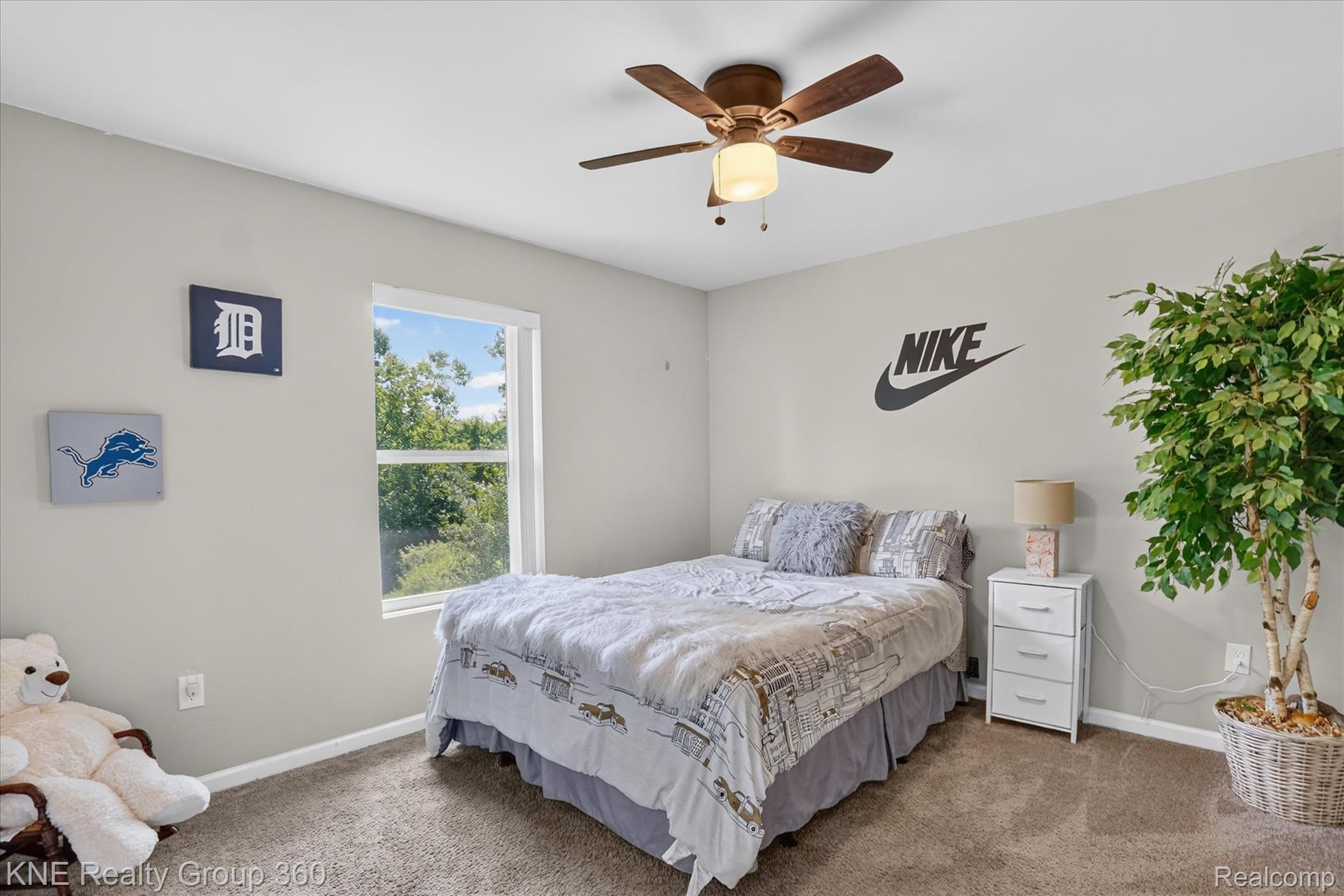 7067 Glenmeadow Court Property Photo 30