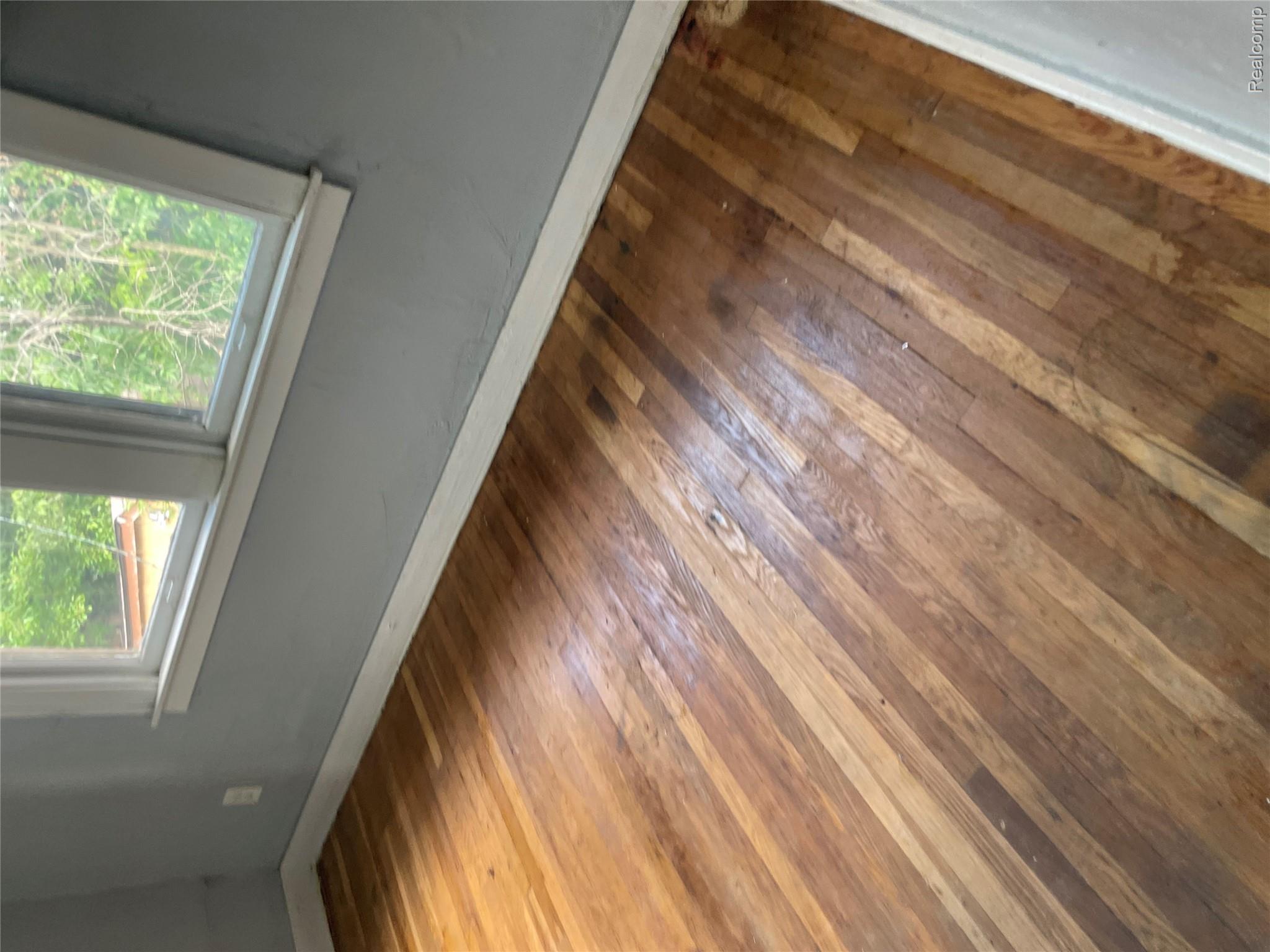 11912 Wisconsin Street Property Photo 21