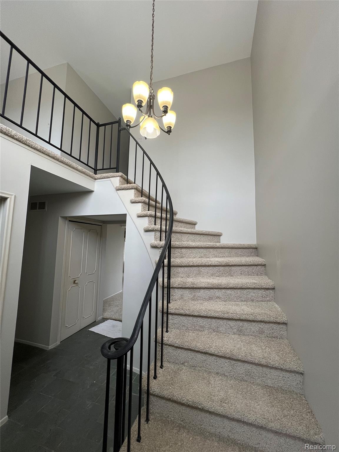 37407 Charter Oaks Boulevard Property Photo 2