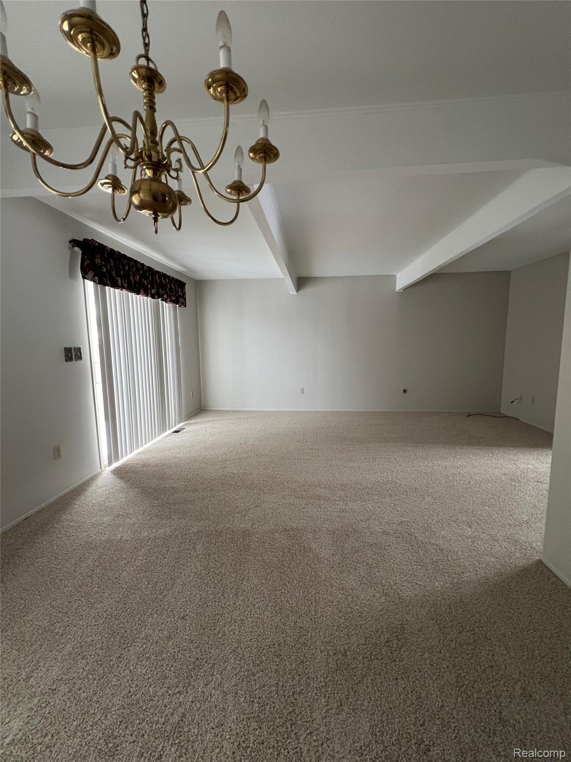 37407 Charter Oaks Boulevard Property Photo 6