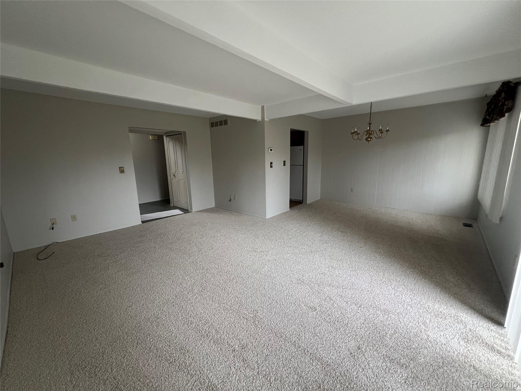 37407 Charter Oaks Boulevard Property Photo 7