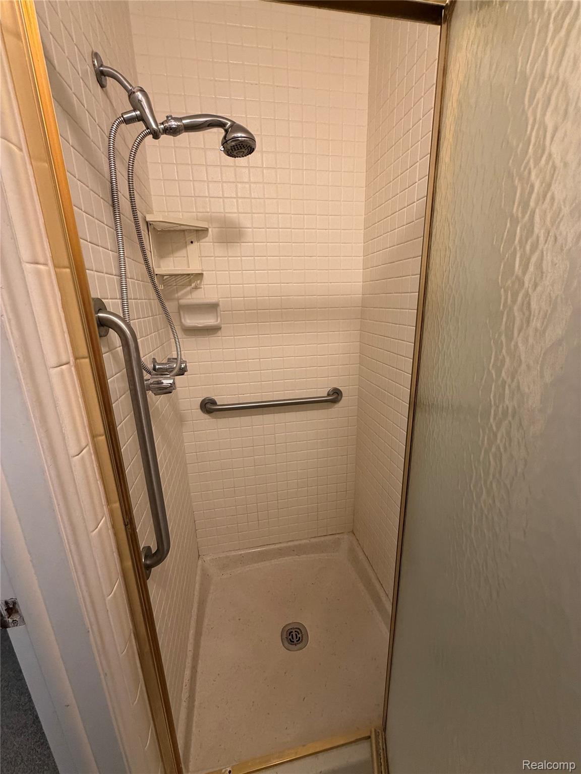37407 Charter Oaks Boulevard Property Photo 16