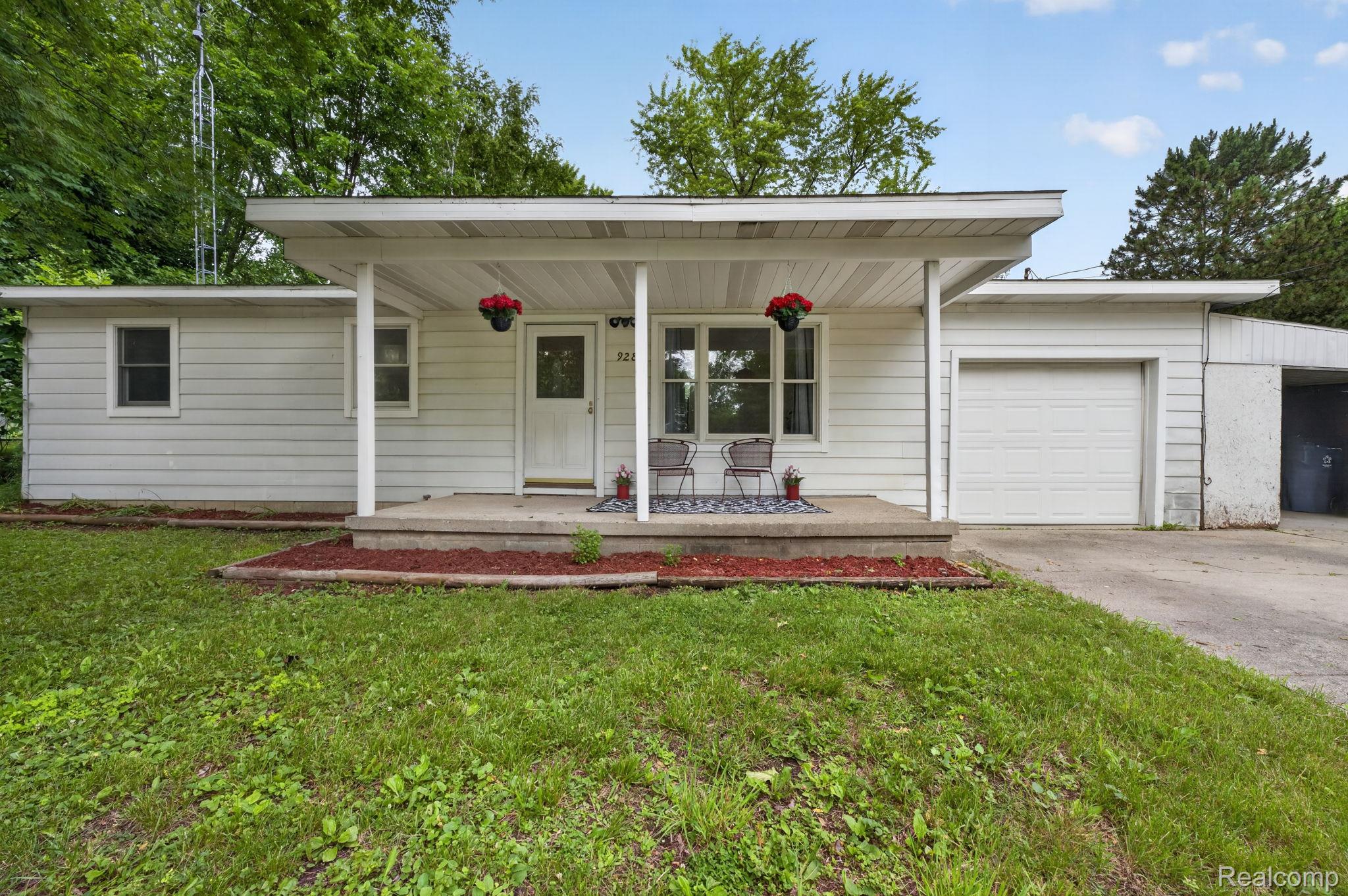 9288 Hilda Lane Property Photo 1