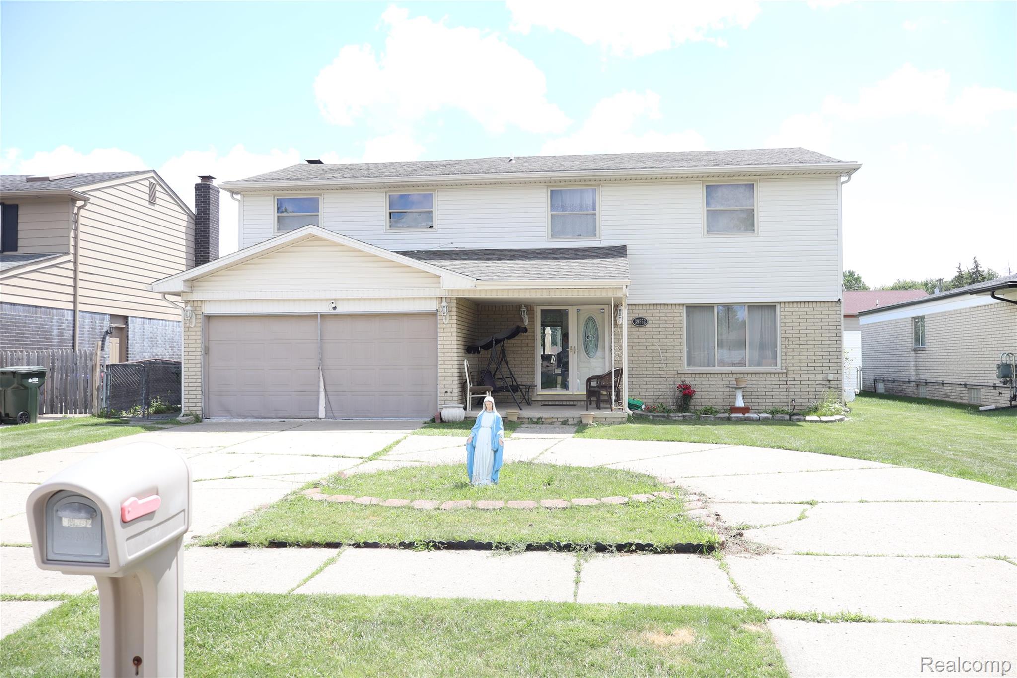39552 Forbes Drive Property Photo 2