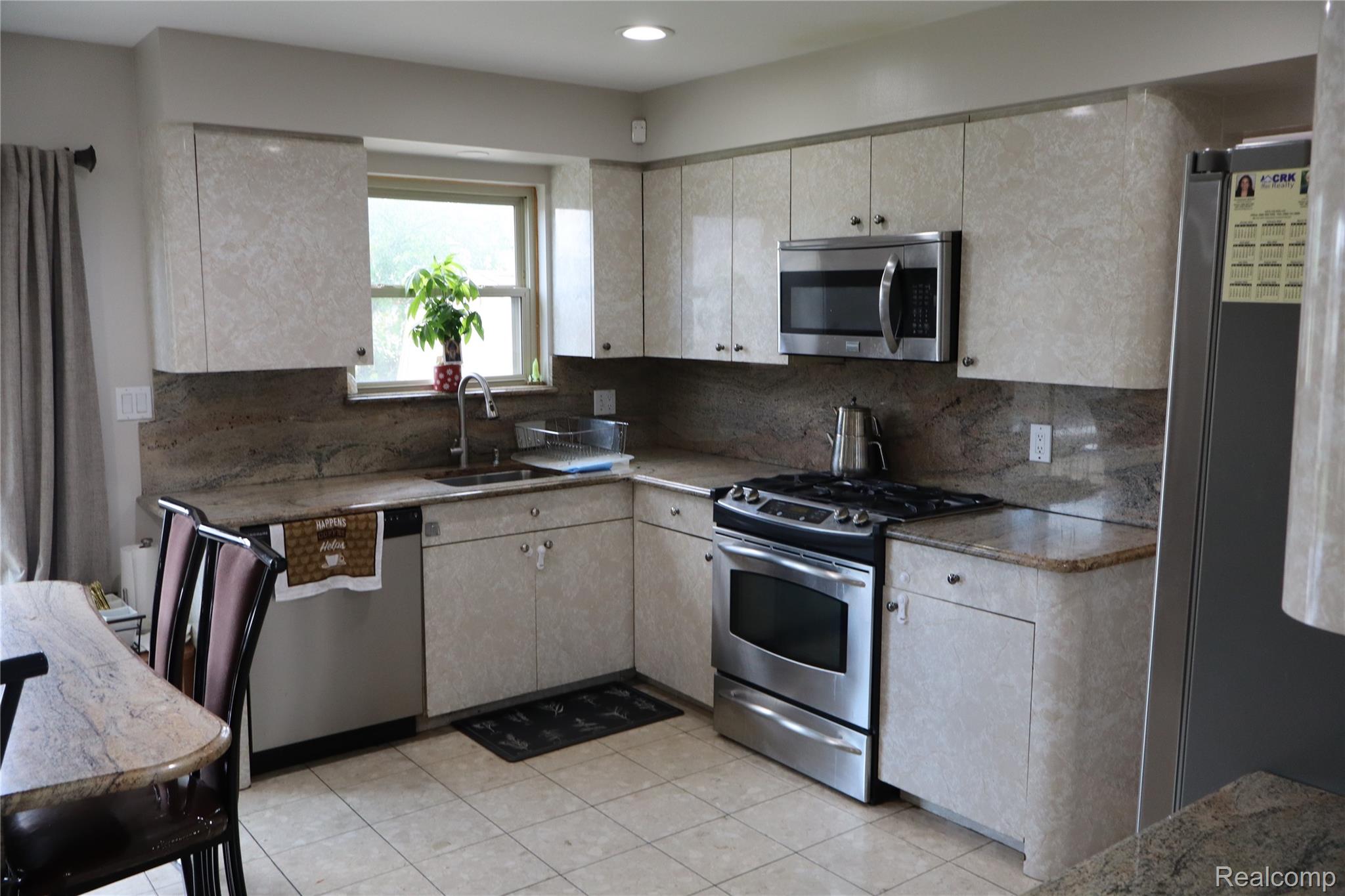 39552 Forbes Drive Property Photo 26