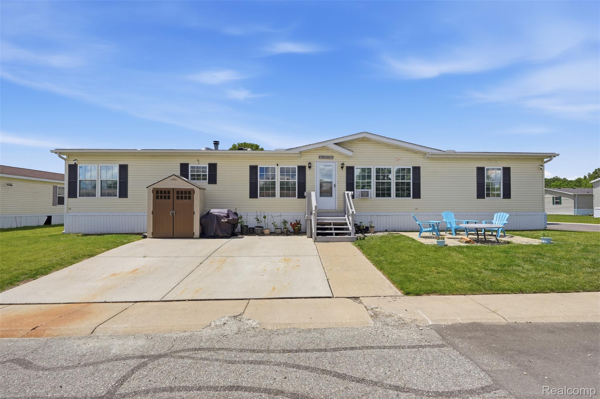 28725 Parkview Property Photo 1