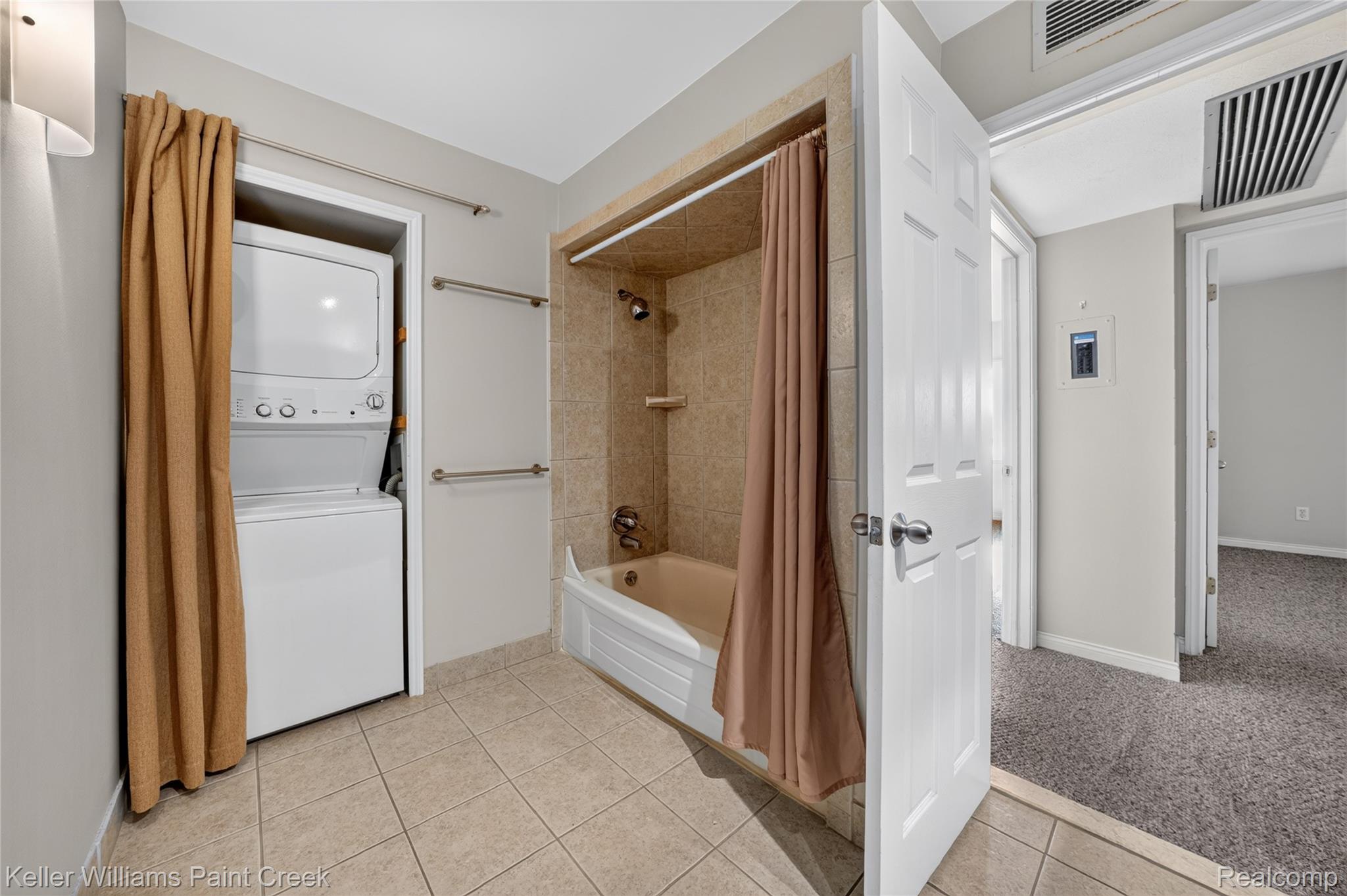 2309 Walton Boulevard 36 Property Photo 18