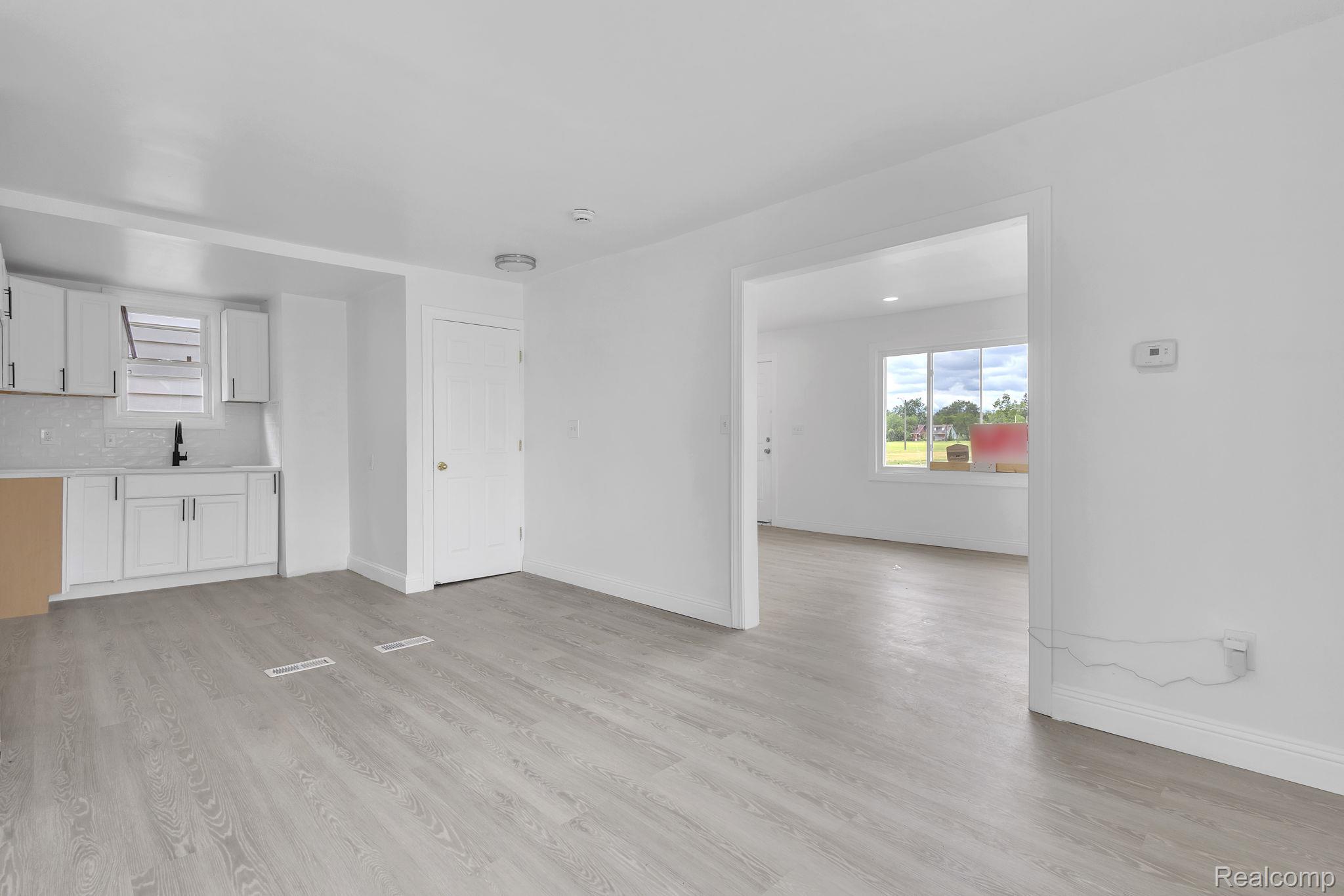 12796 Cherrylawn Street Property Photo 14