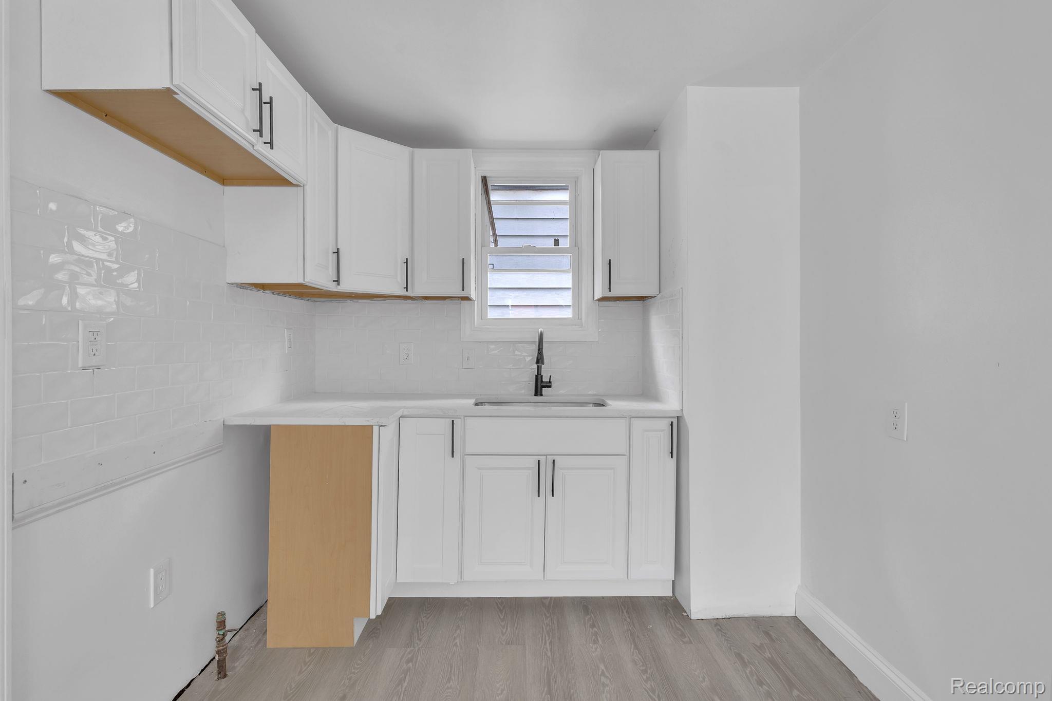 12796 Cherrylawn Street Property Photo 15
