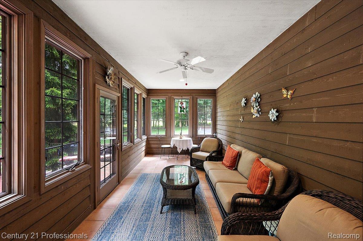 9200 Fox Hollow Road Property Photo 19