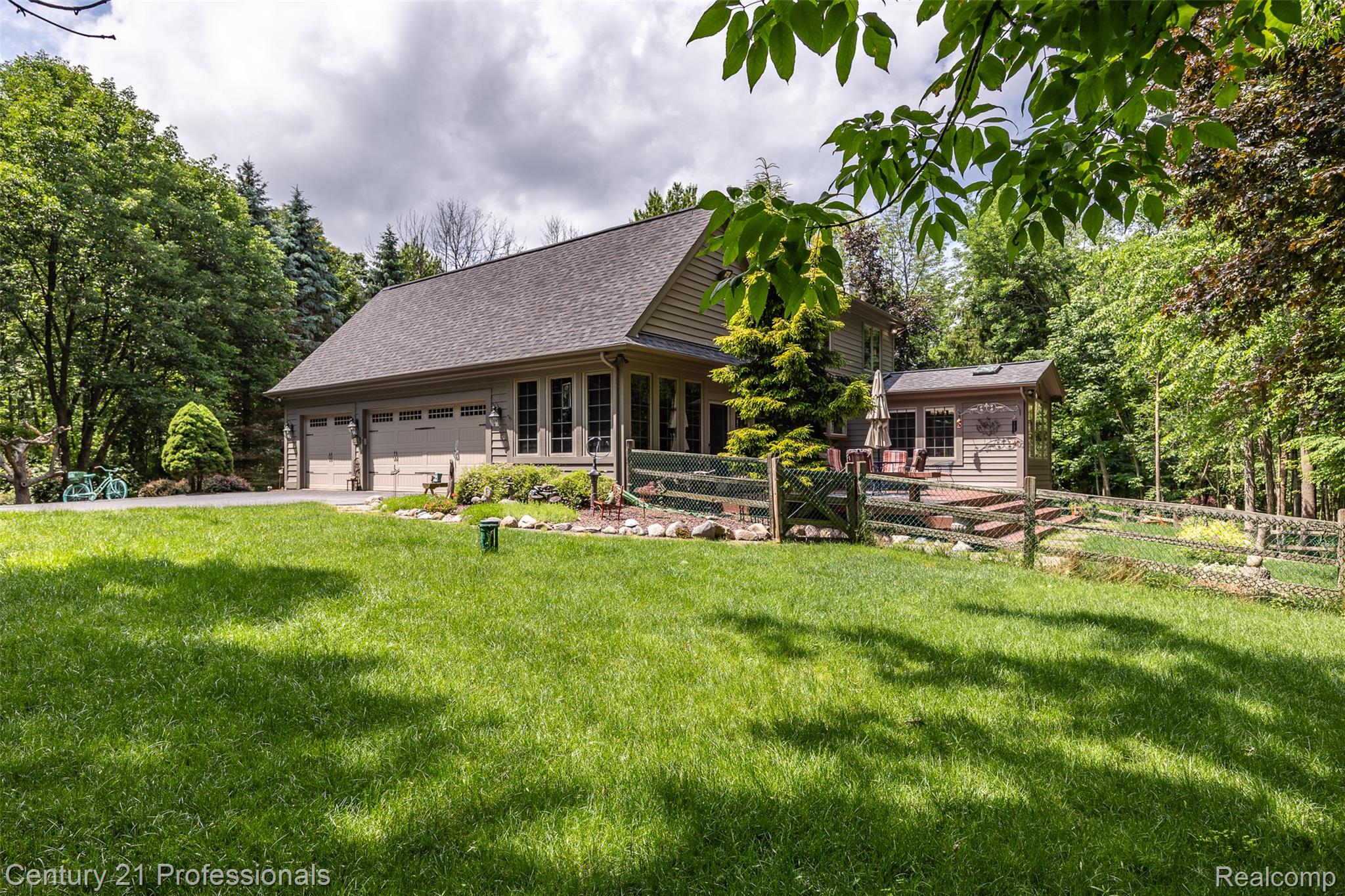 9200 Fox Hollow Road Property Photo 31