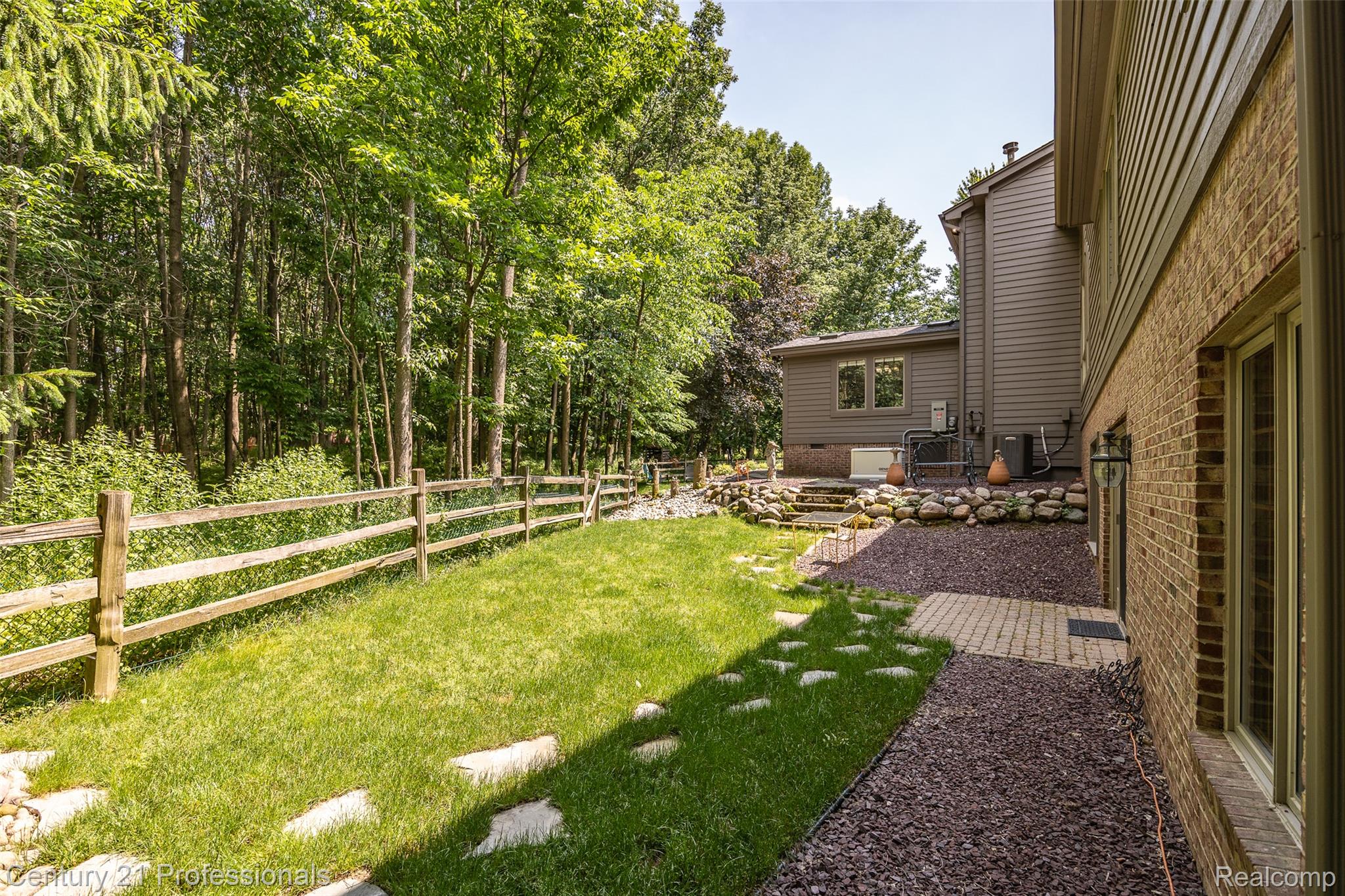 9200 Fox Hollow Road Property Photo 48