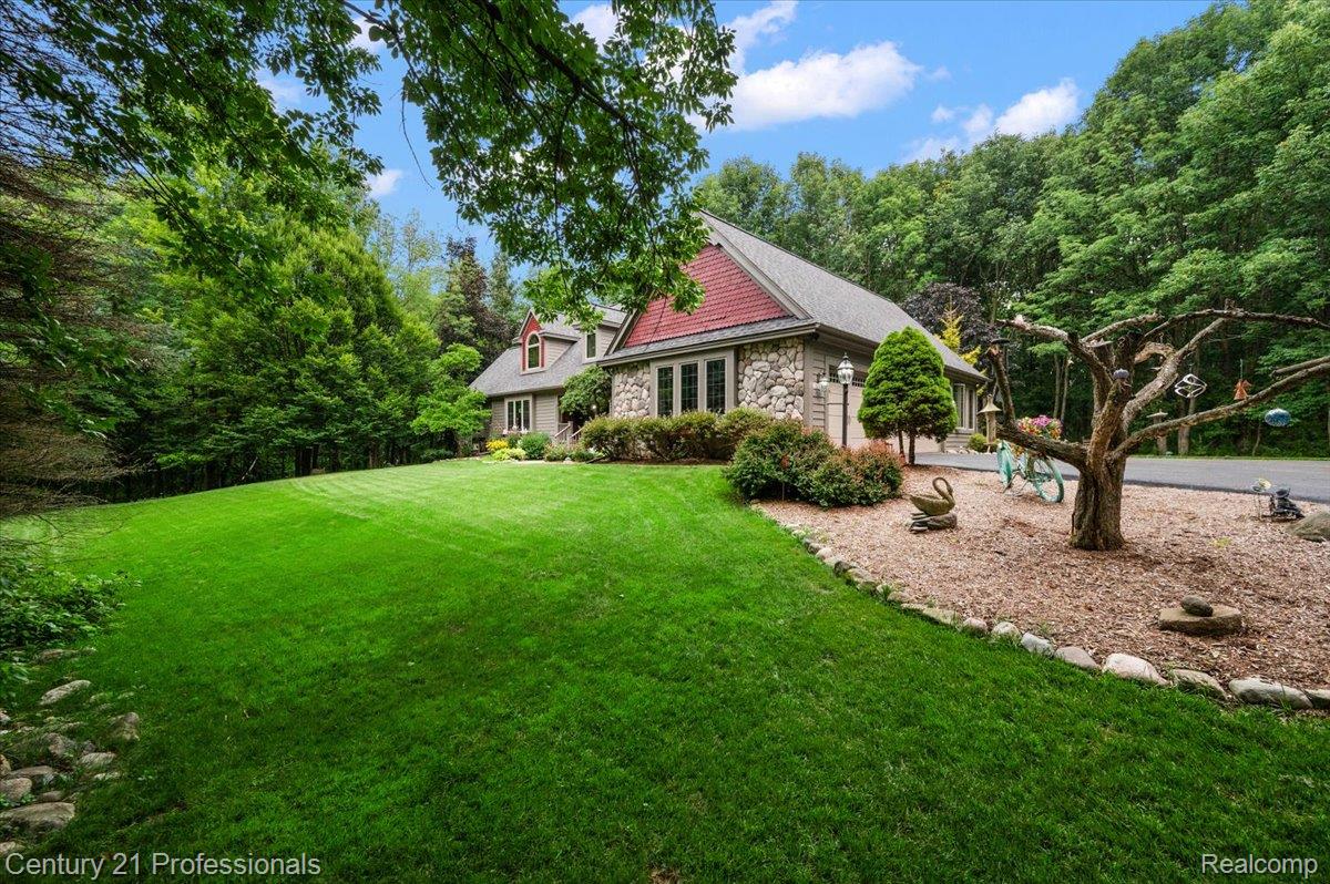 9200 Fox Hollow Road Property Photo 53