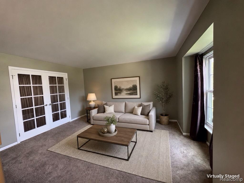 5708 Berwick Court Property Photo 5