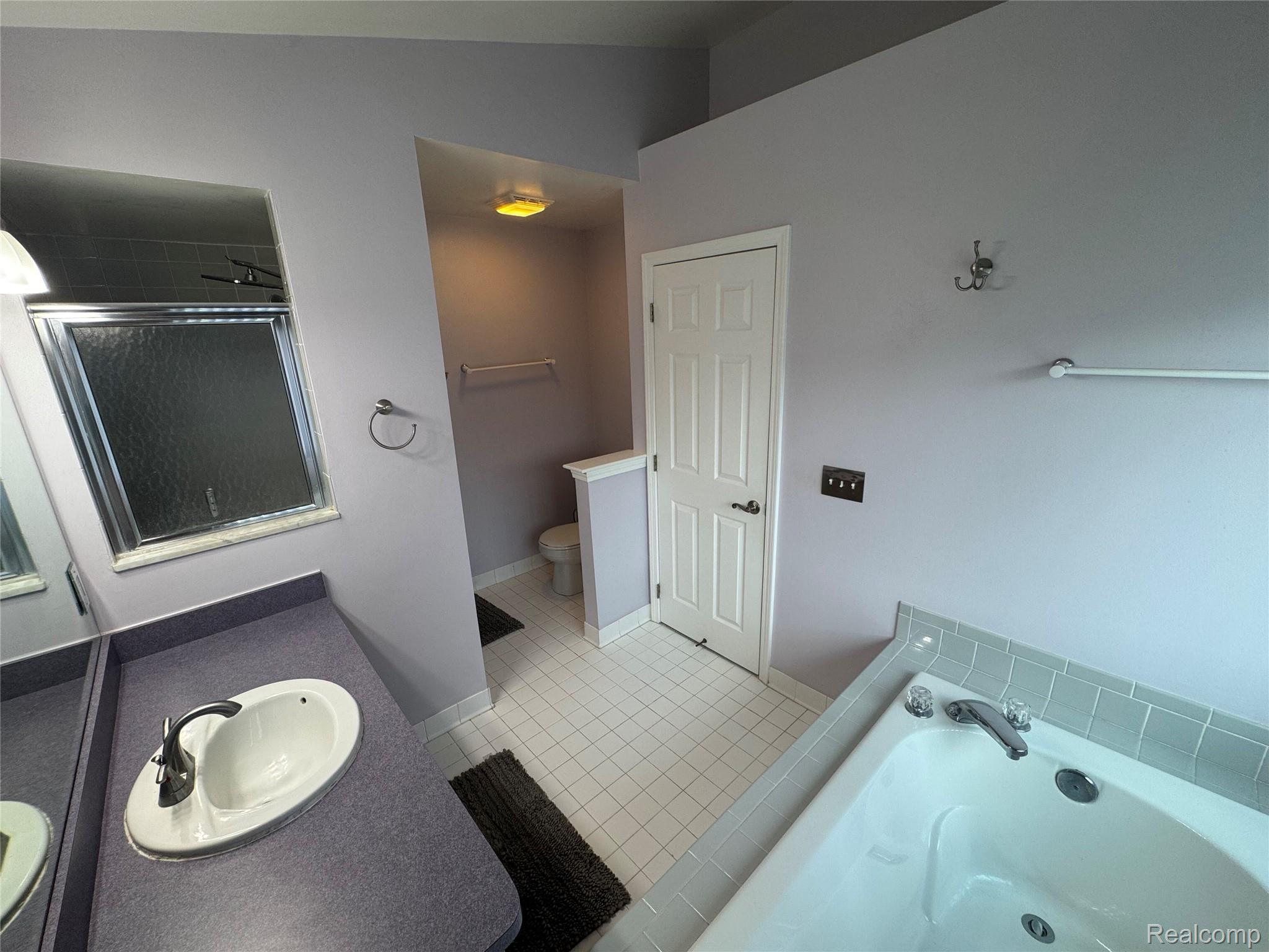 5708 Berwick Court Property Photo 26
