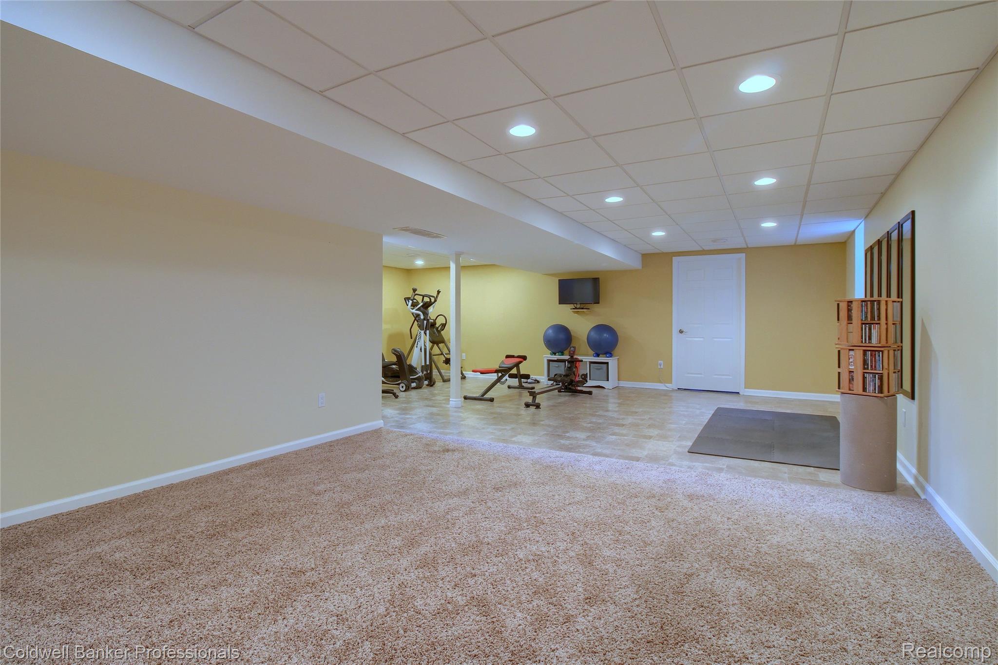 7749 Dover Drive Property Photo 29