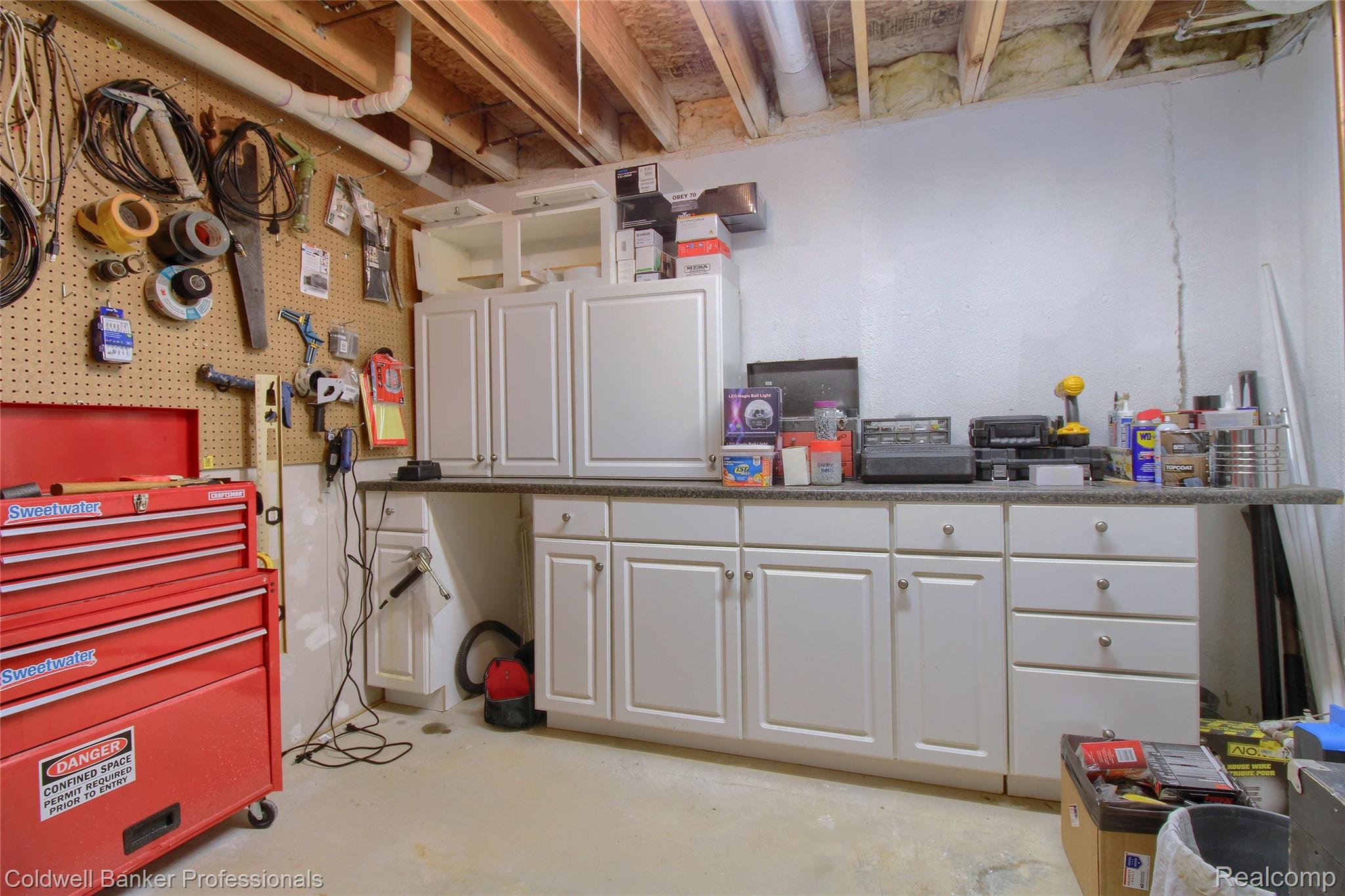 7749 Dover Drive Property Photo 31
