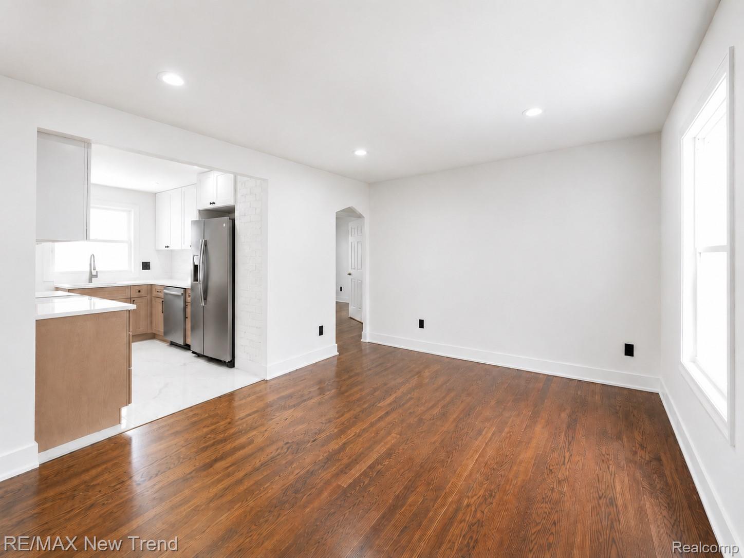 1512 E Maxlow Avenue Property Photo 12