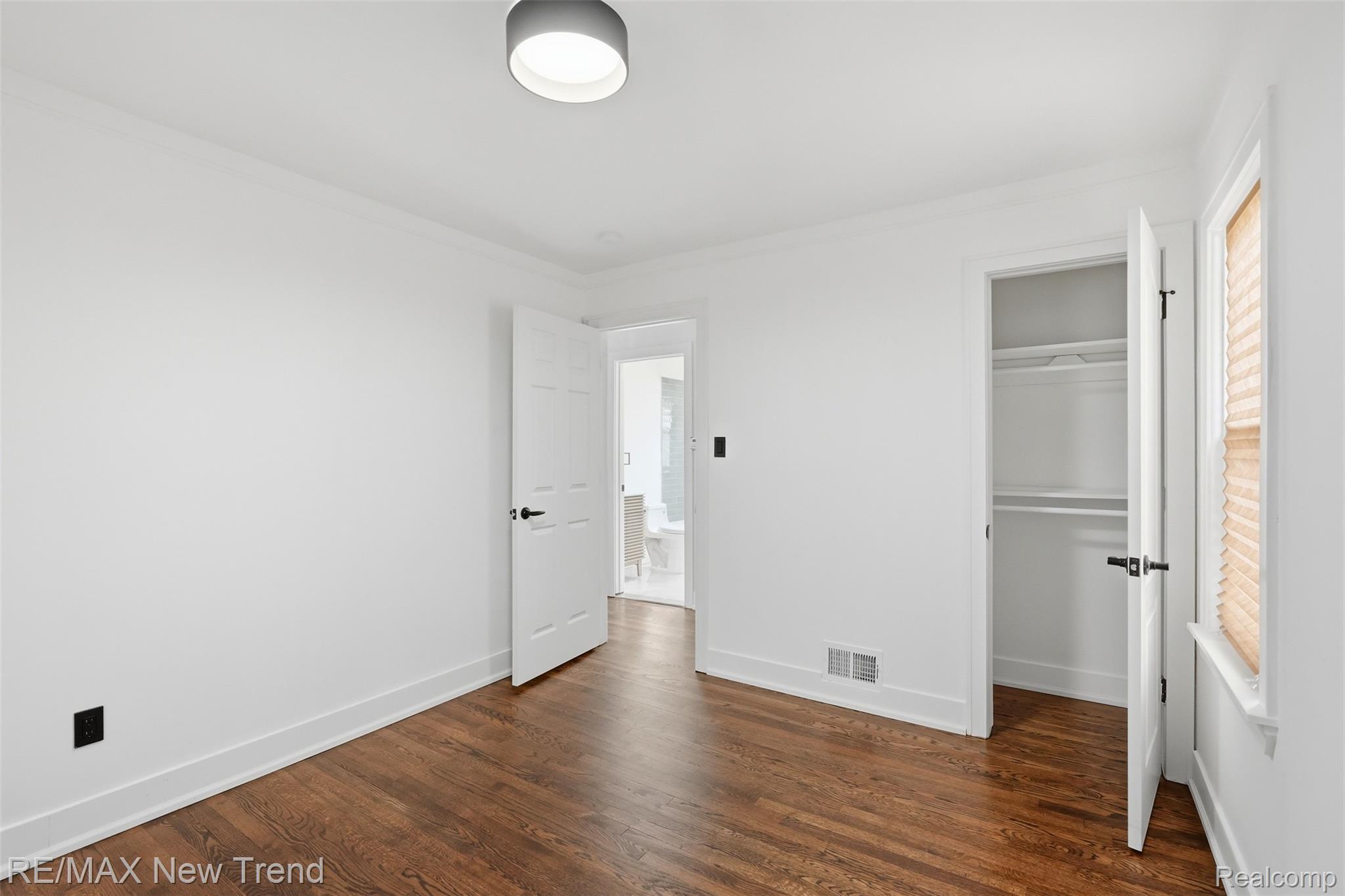1512 E Maxlow Avenue Property Photo 15
