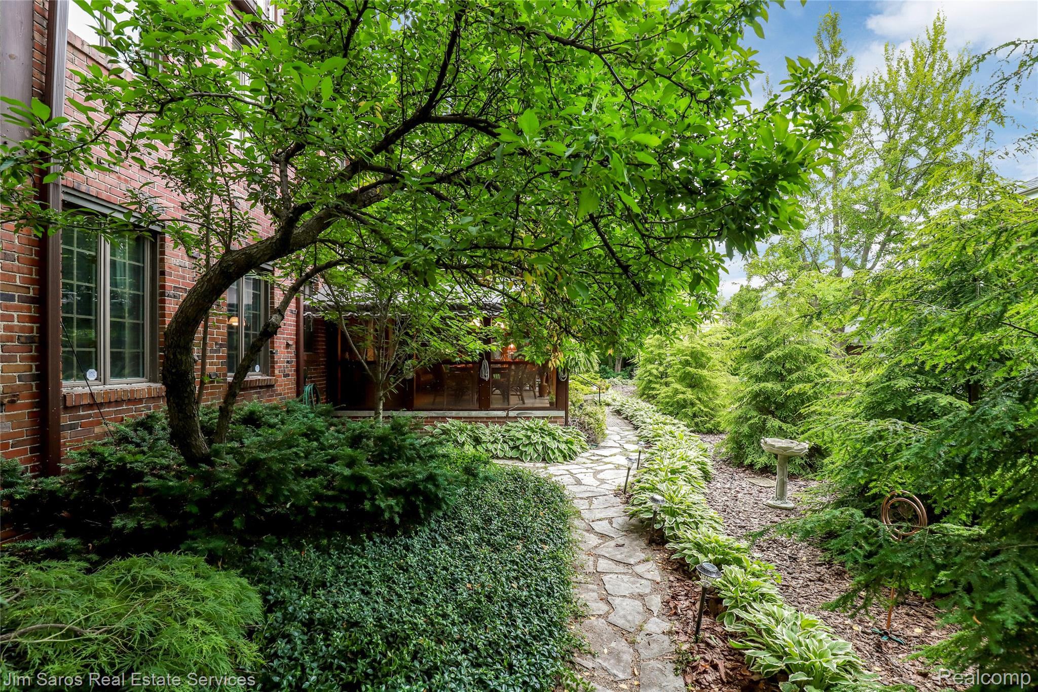 764 Harcourt Road Property Photo 40