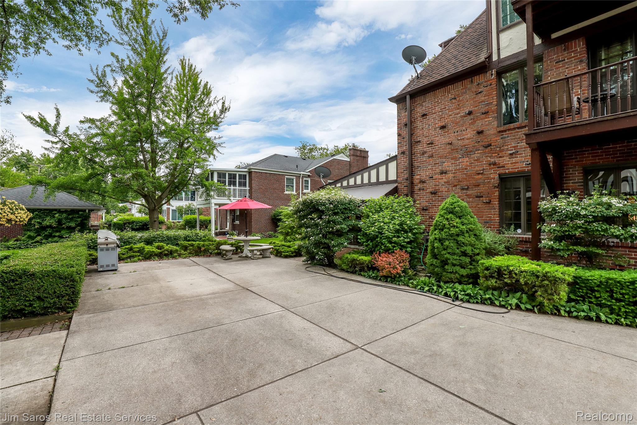 764 Harcourt Road Property Photo 41