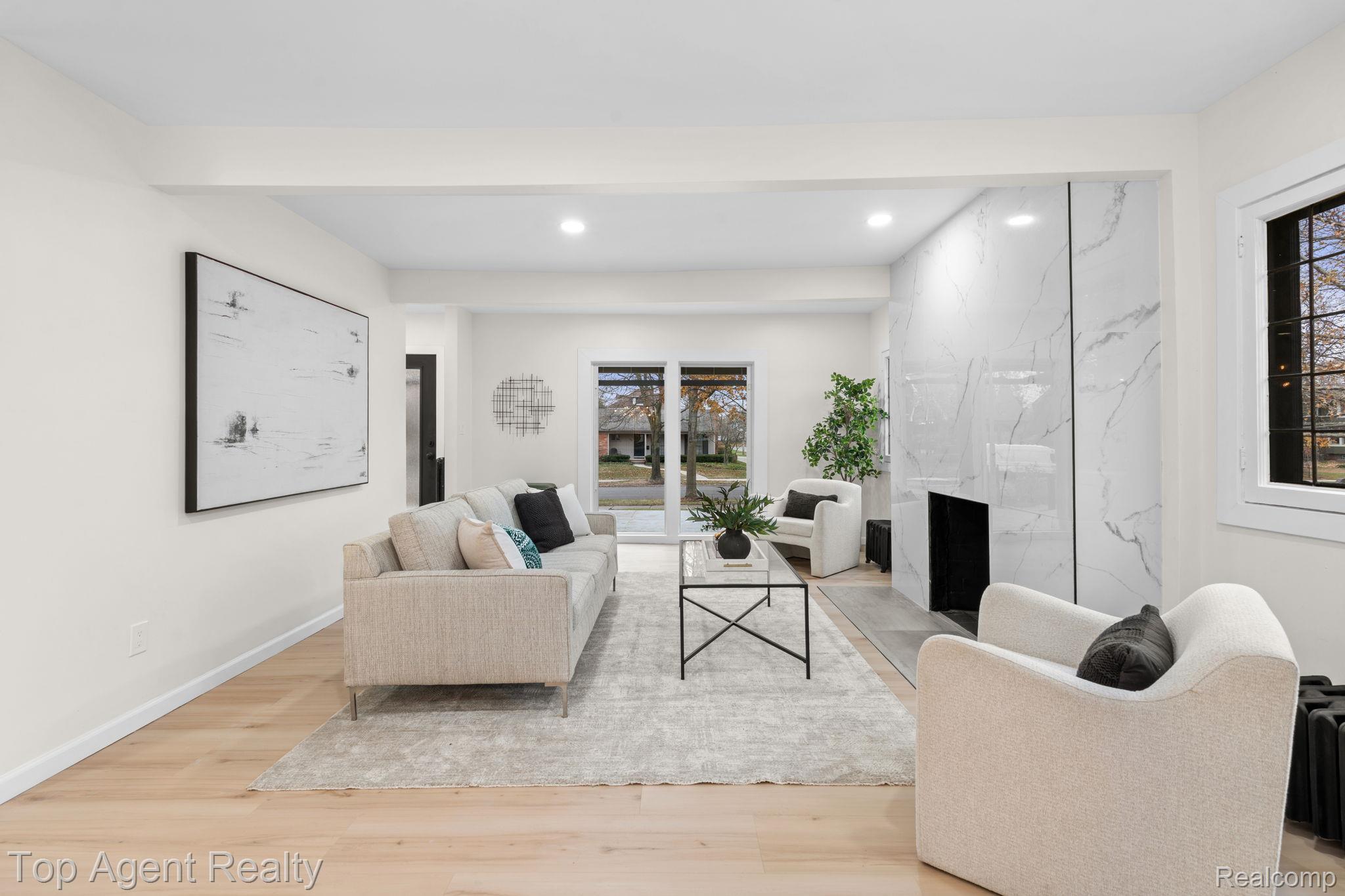 784 Barrington Road Property Photo 18