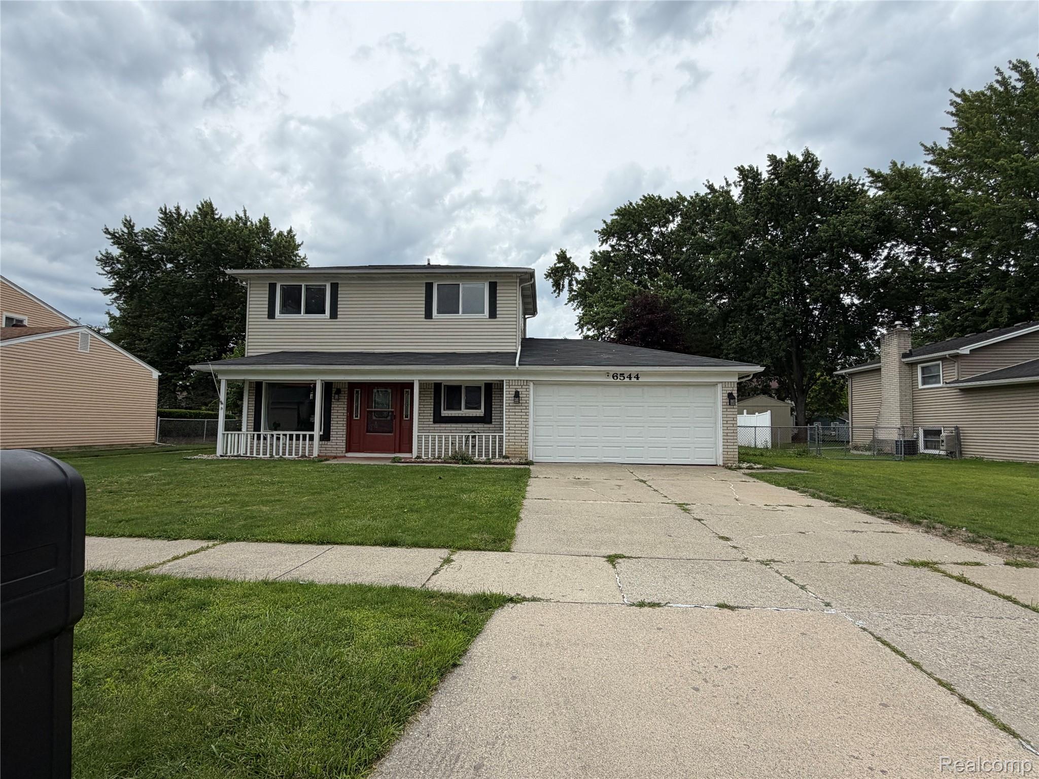 6544 Sturbridge Lane Property Photo 1
