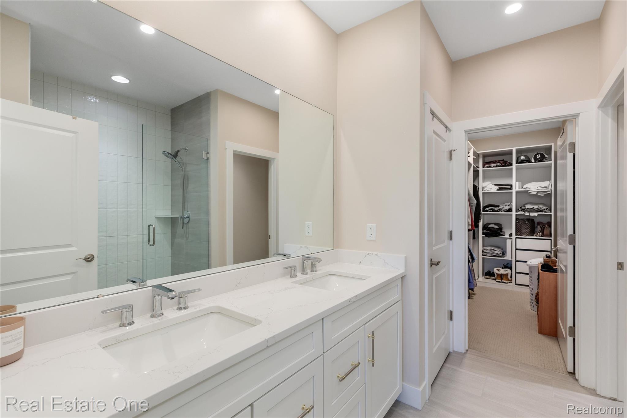5318 Trail Vista Drive Property Photo 14