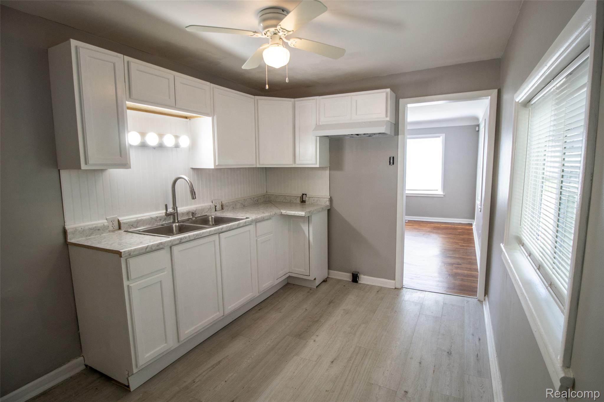 2829 Chicago Boulevard Property Photo 2