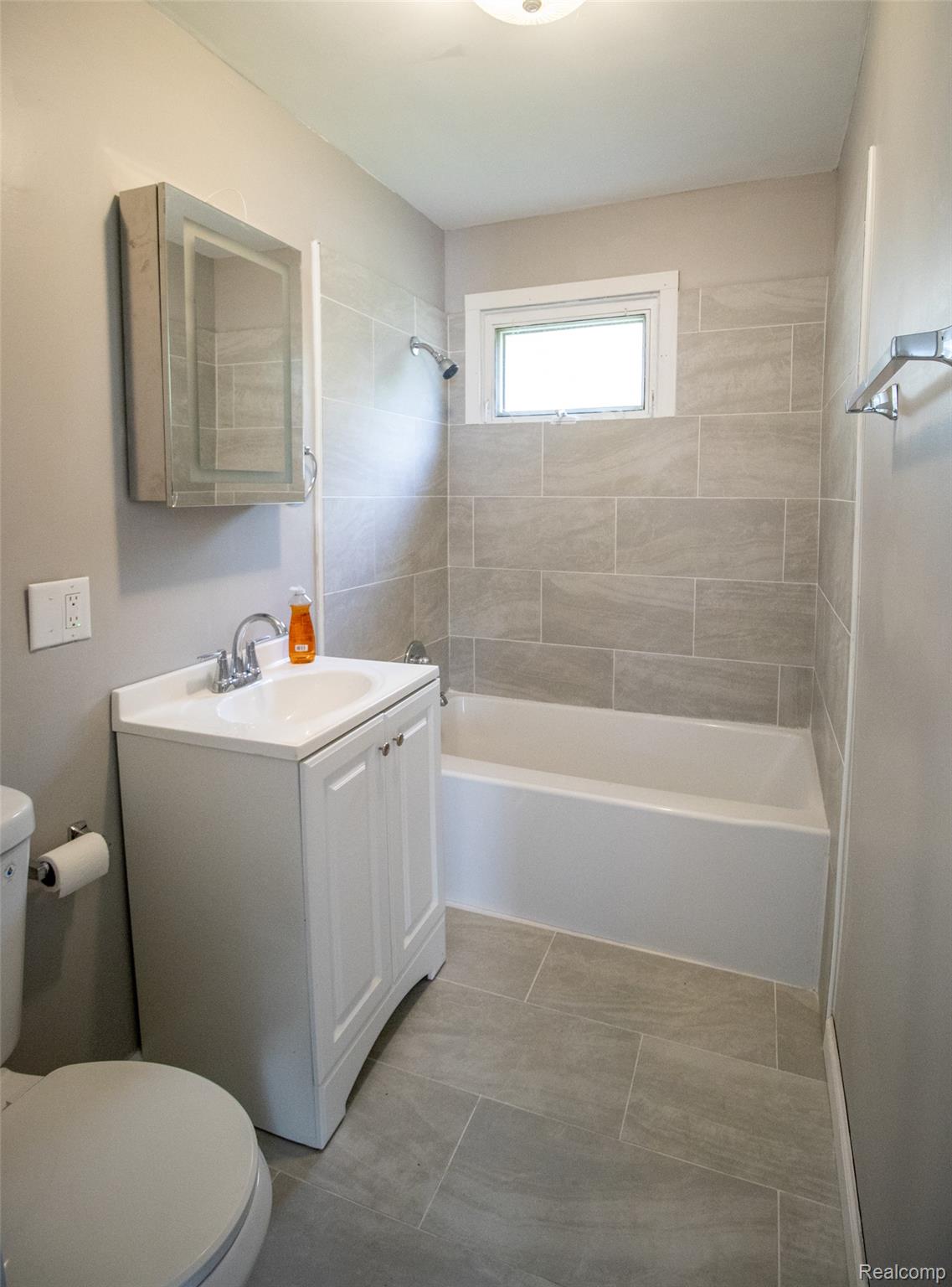 2829 Chicago Boulevard Property Photo 12