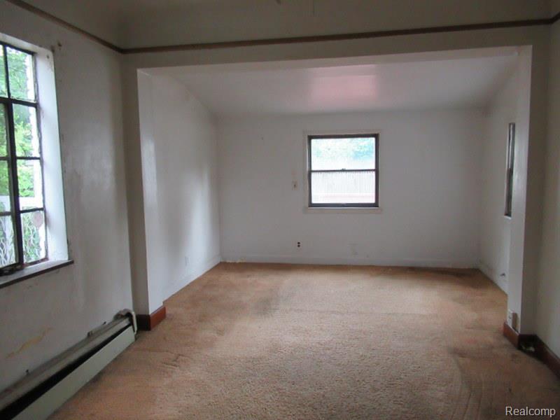 4650 Devonshire Road Property Photo 8