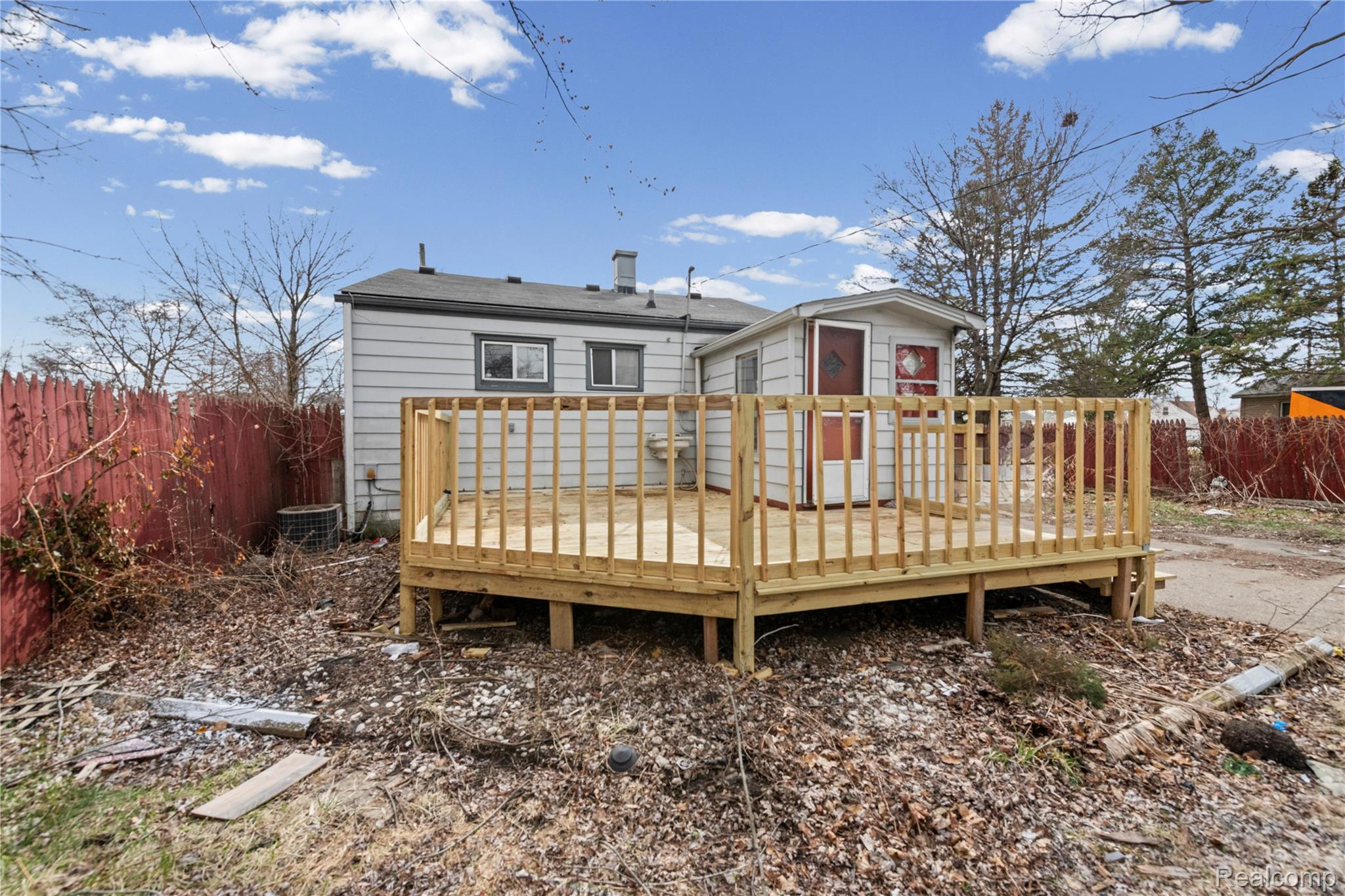 11033 Continental Avenue Property Photo 7
