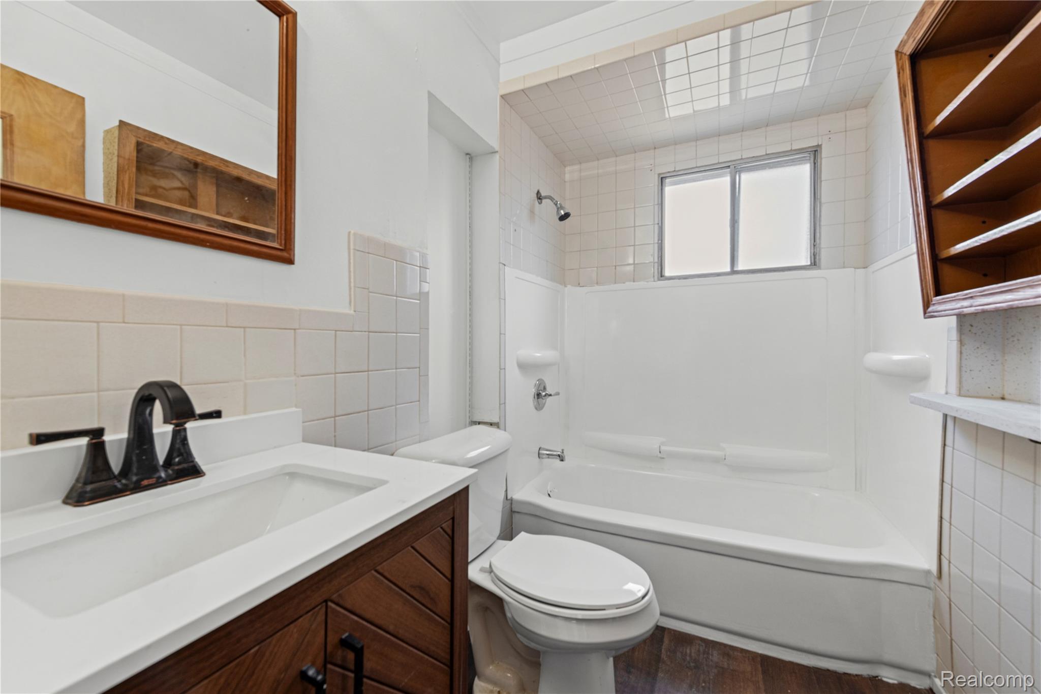 11033 Continental Avenue Property Photo 11