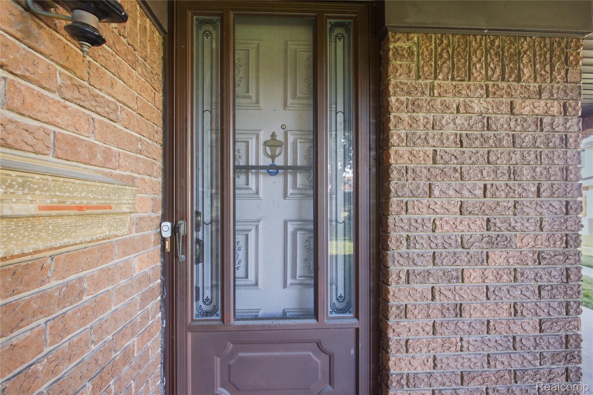 11606 Meadow Lane Drive Property Photo 4