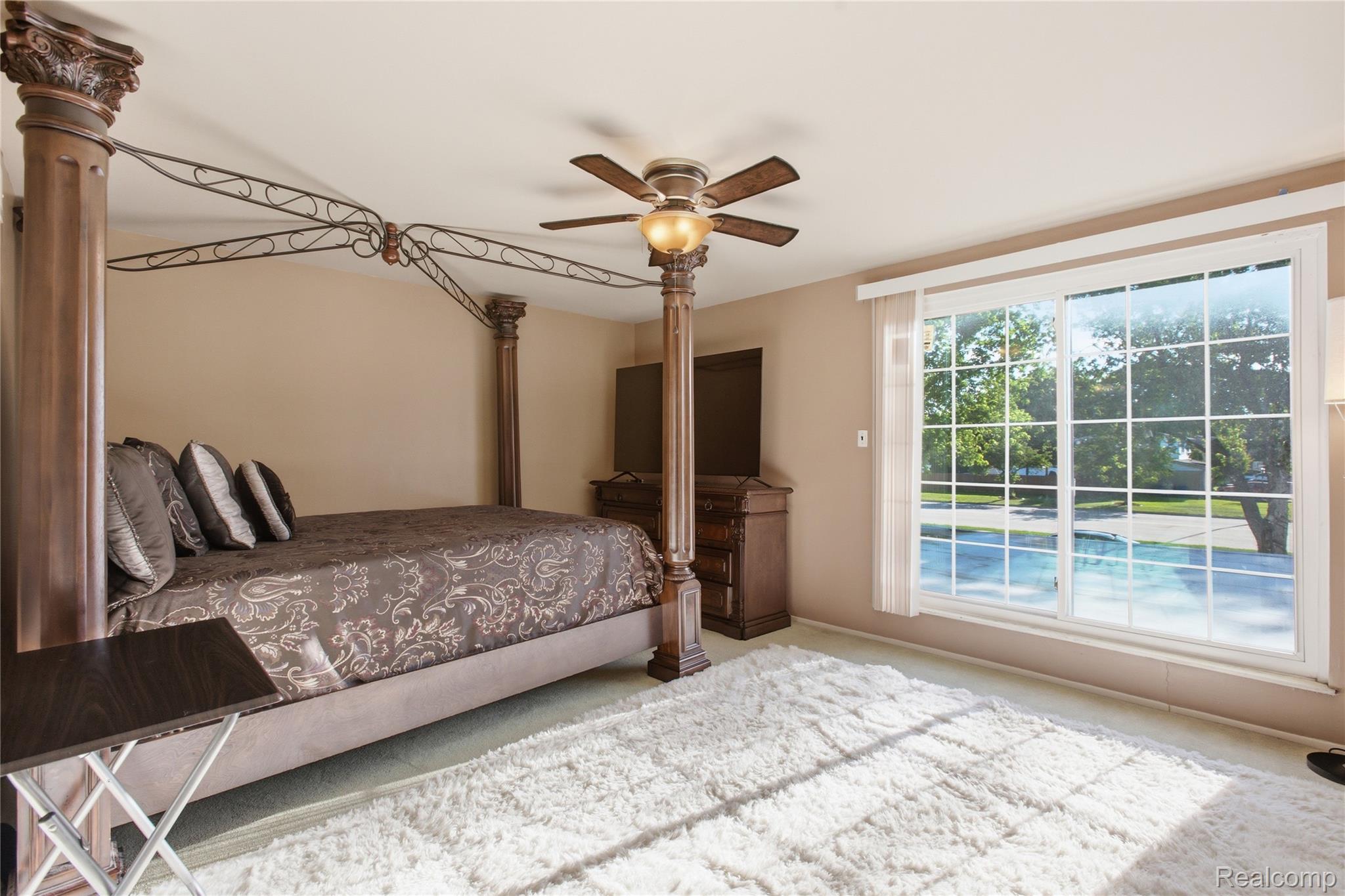 11606 Meadow Lane Drive Property Photo 22