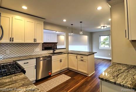 4109 Loves Creek Property Photo 13