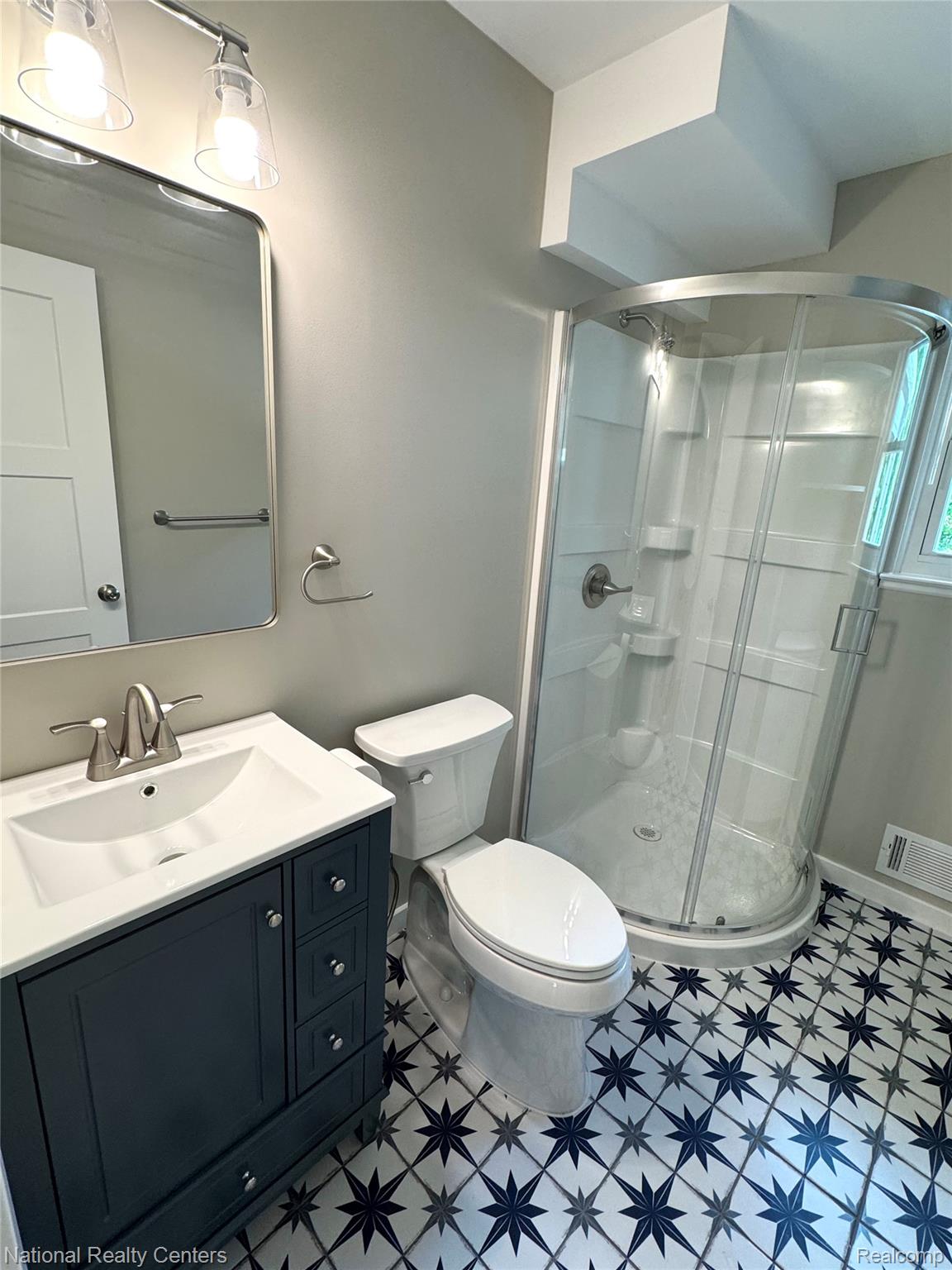 4109 Loves Creek Property Photo 19