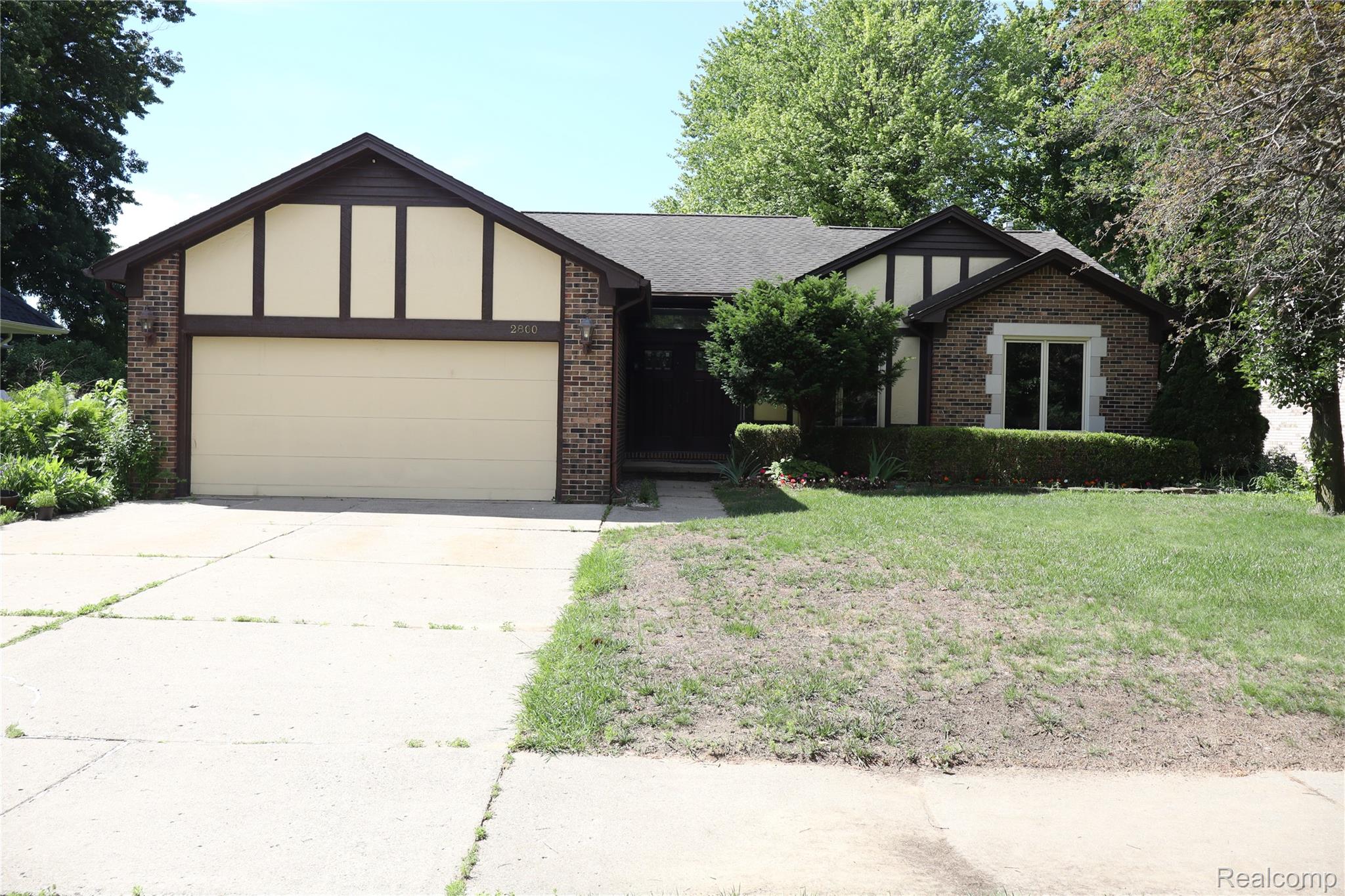 2800 Ranieri Drive Property Photo 2