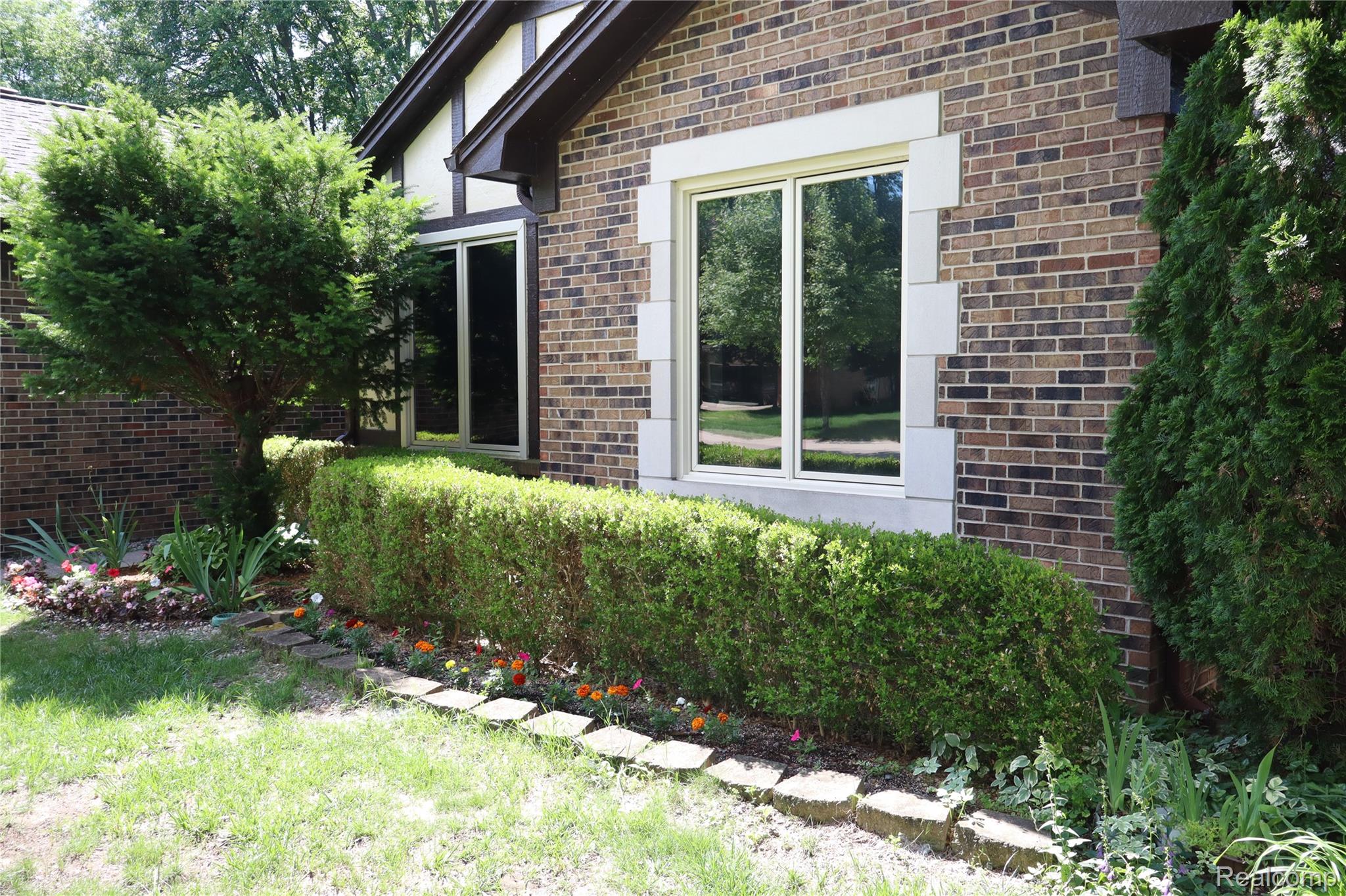 2800 Ranieri Drive Property Photo 7