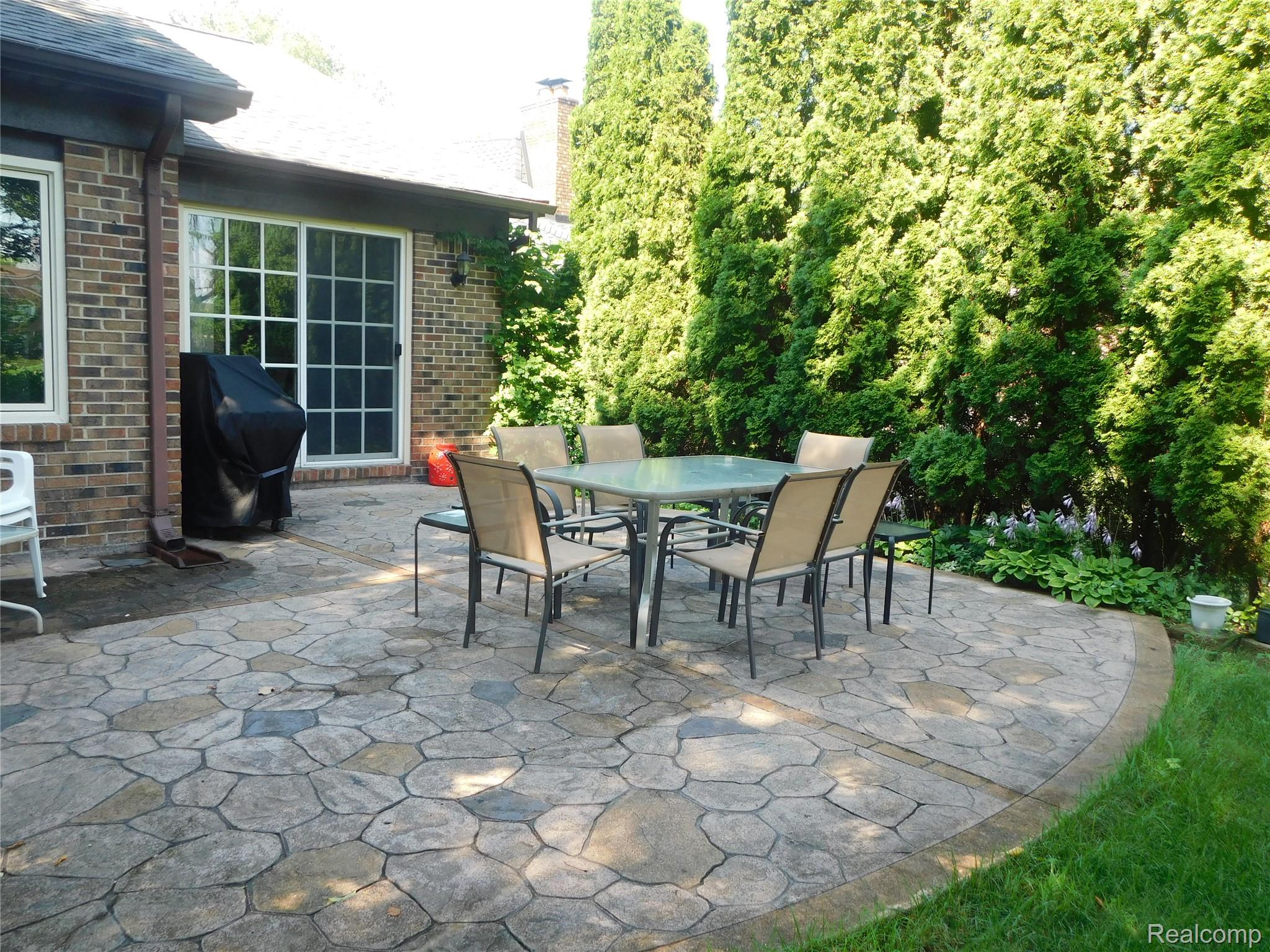 2800 Ranieri Drive Property Photo 8