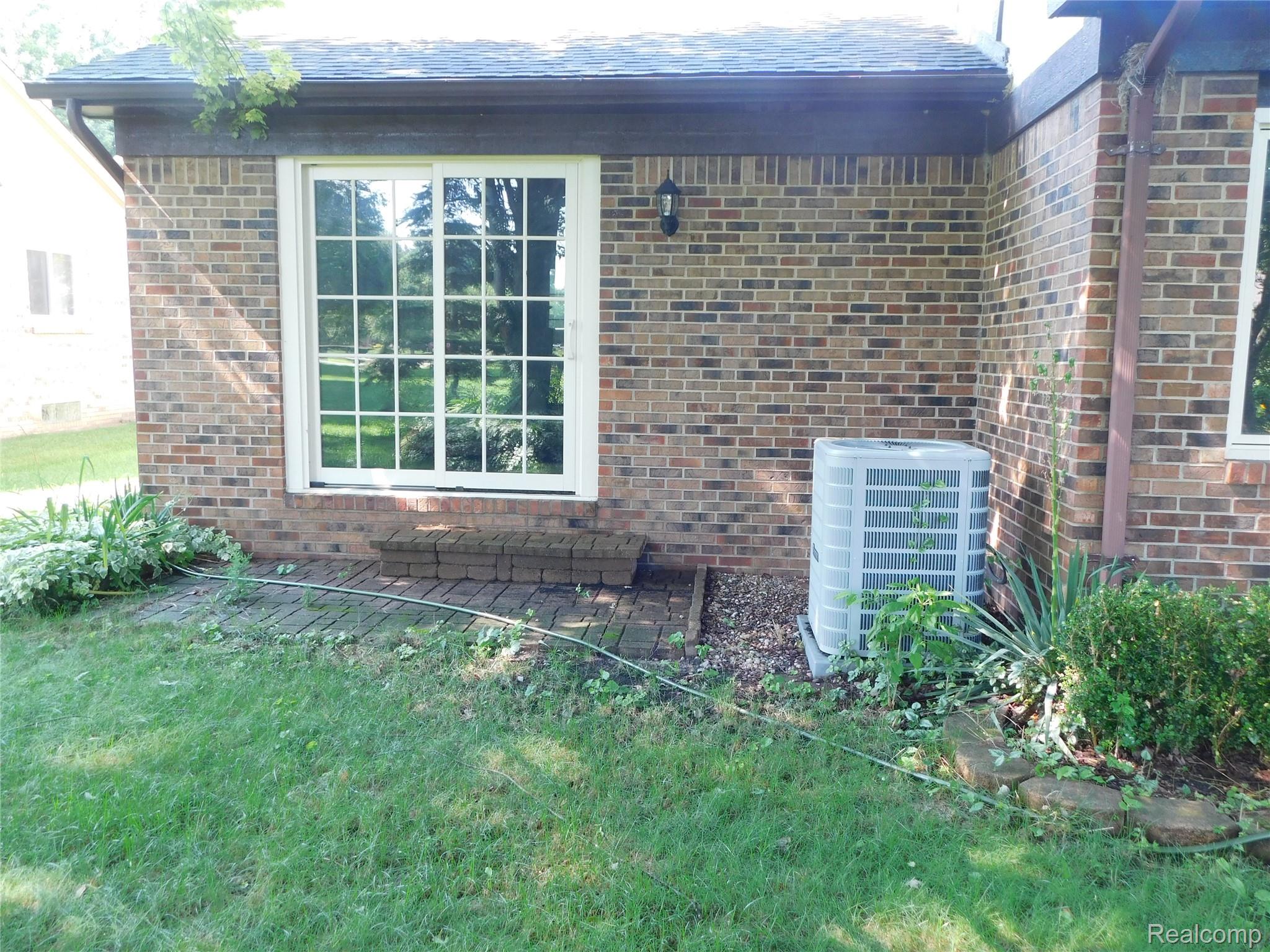 2800 Ranieri Drive Property Photo 9