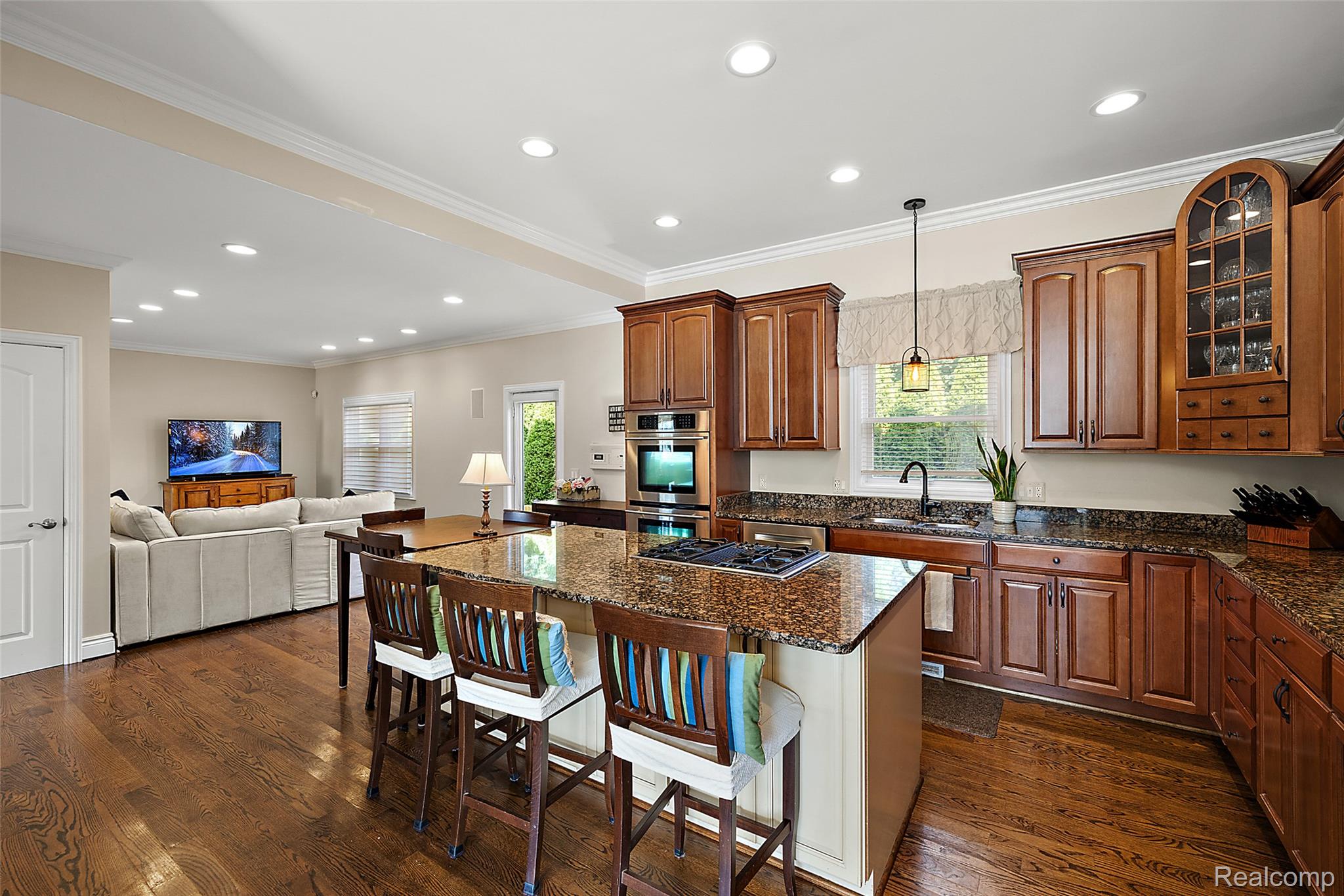 1370 Fieldway Drive Property Photo 11