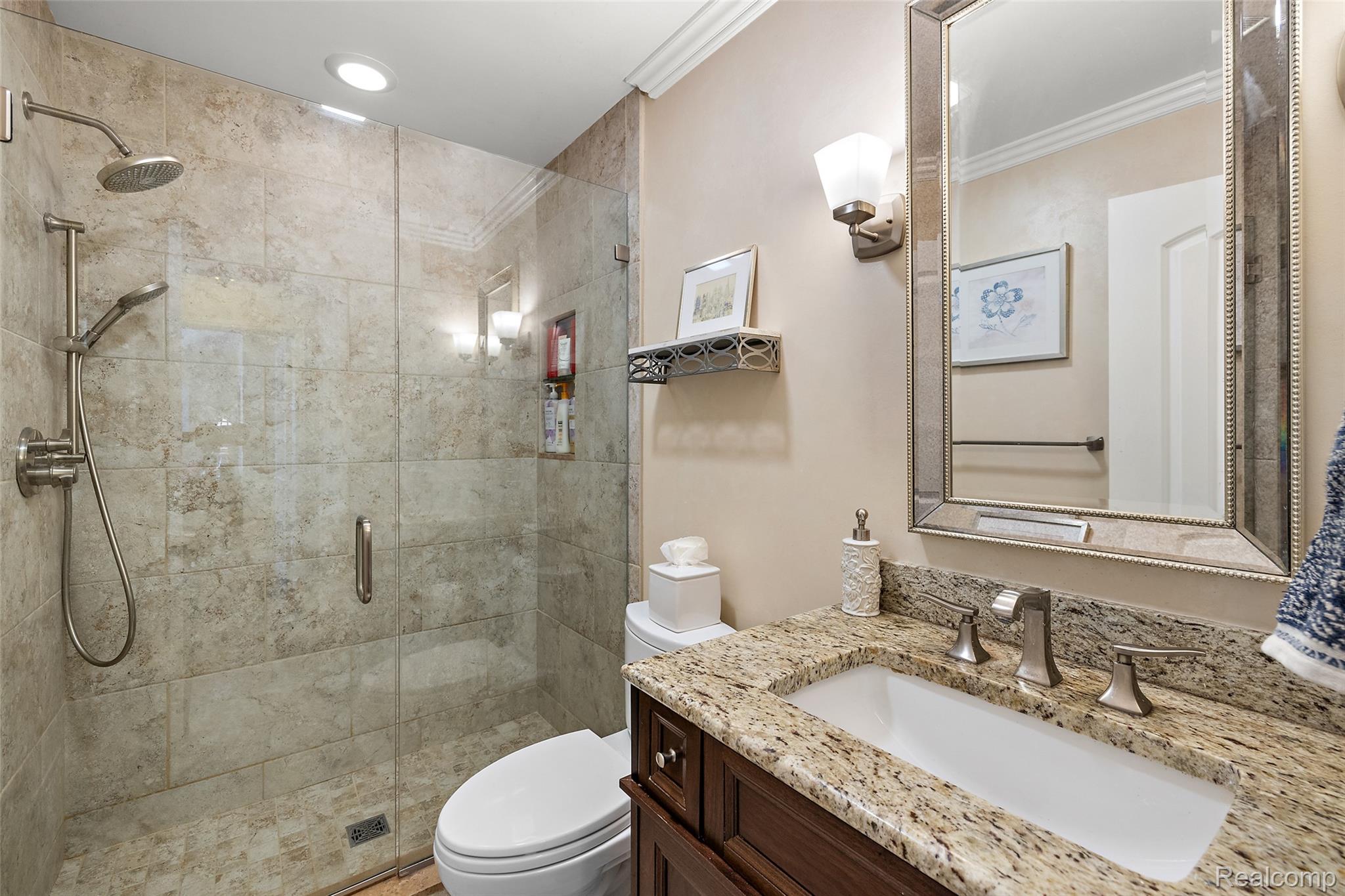 1370 Fieldway Drive Property Photo 22